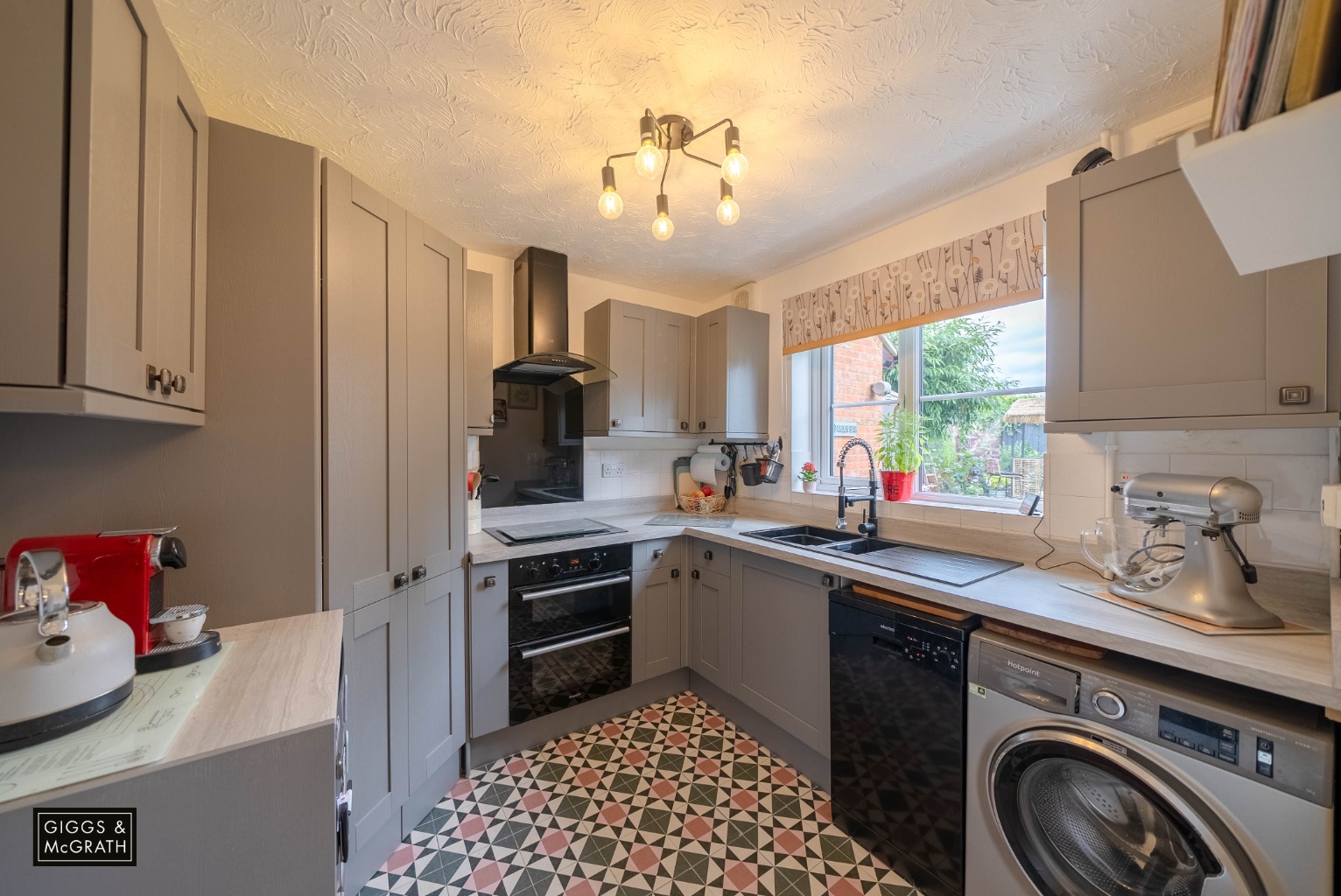 3 bed detached house for sale in Hawk Drive, Huntingdon 2