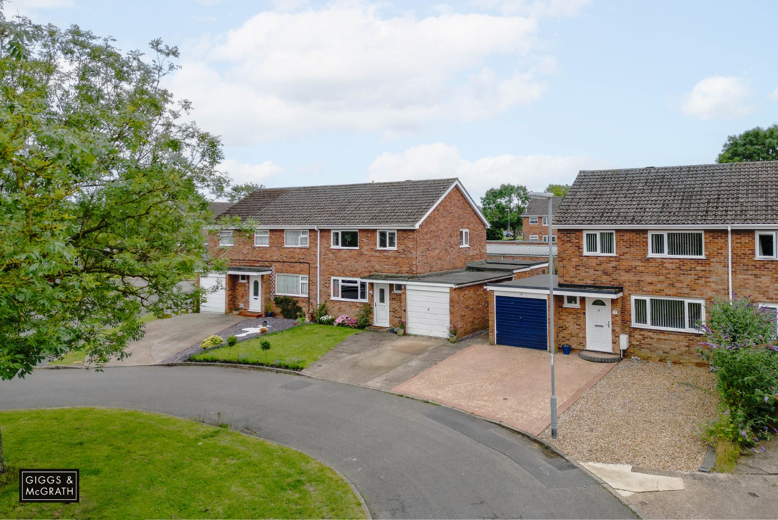 3 bed semi-detached house for sale in Thorndown Close, St. Ives  - Property Image 17