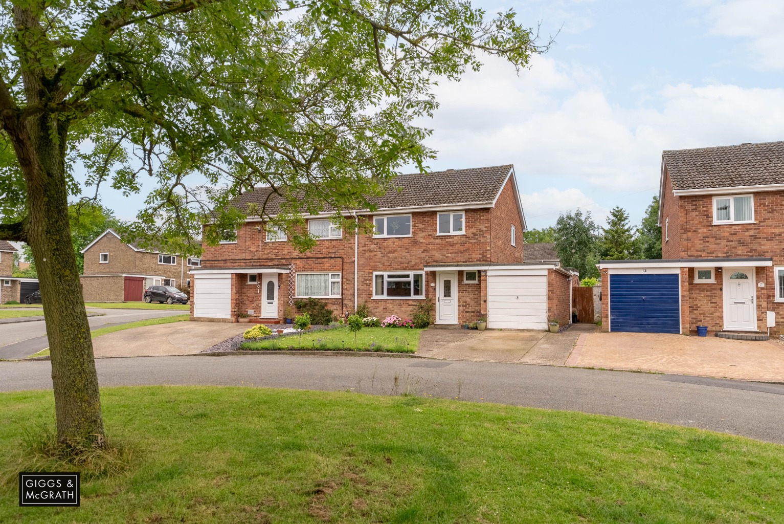 3 bed semi-detached house for sale in Thorndown Close, St. Ives  - Property Image 1