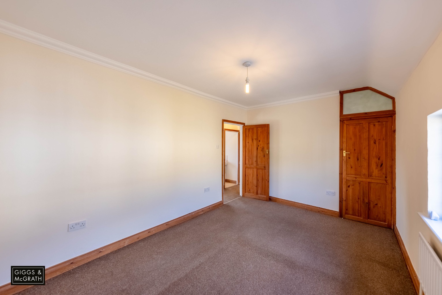 2 bed semi-detached house for sale in Ermine Street, Huntingdon  - Property Image 9