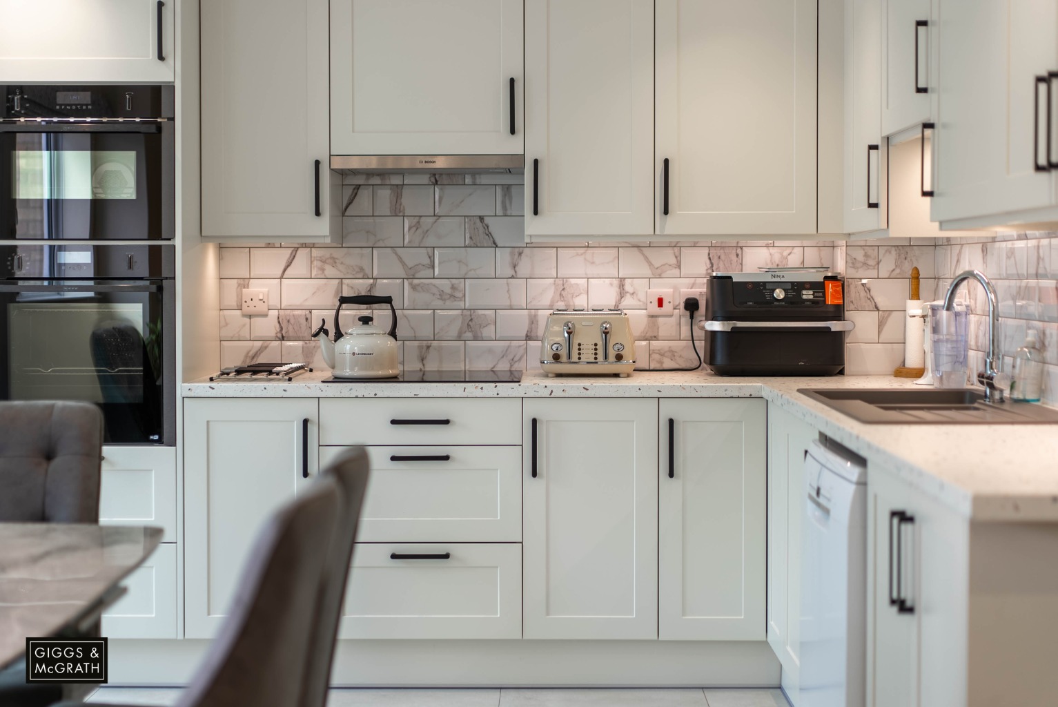 4 bed detached house for sale in The Sycamores, Huntingdon 6