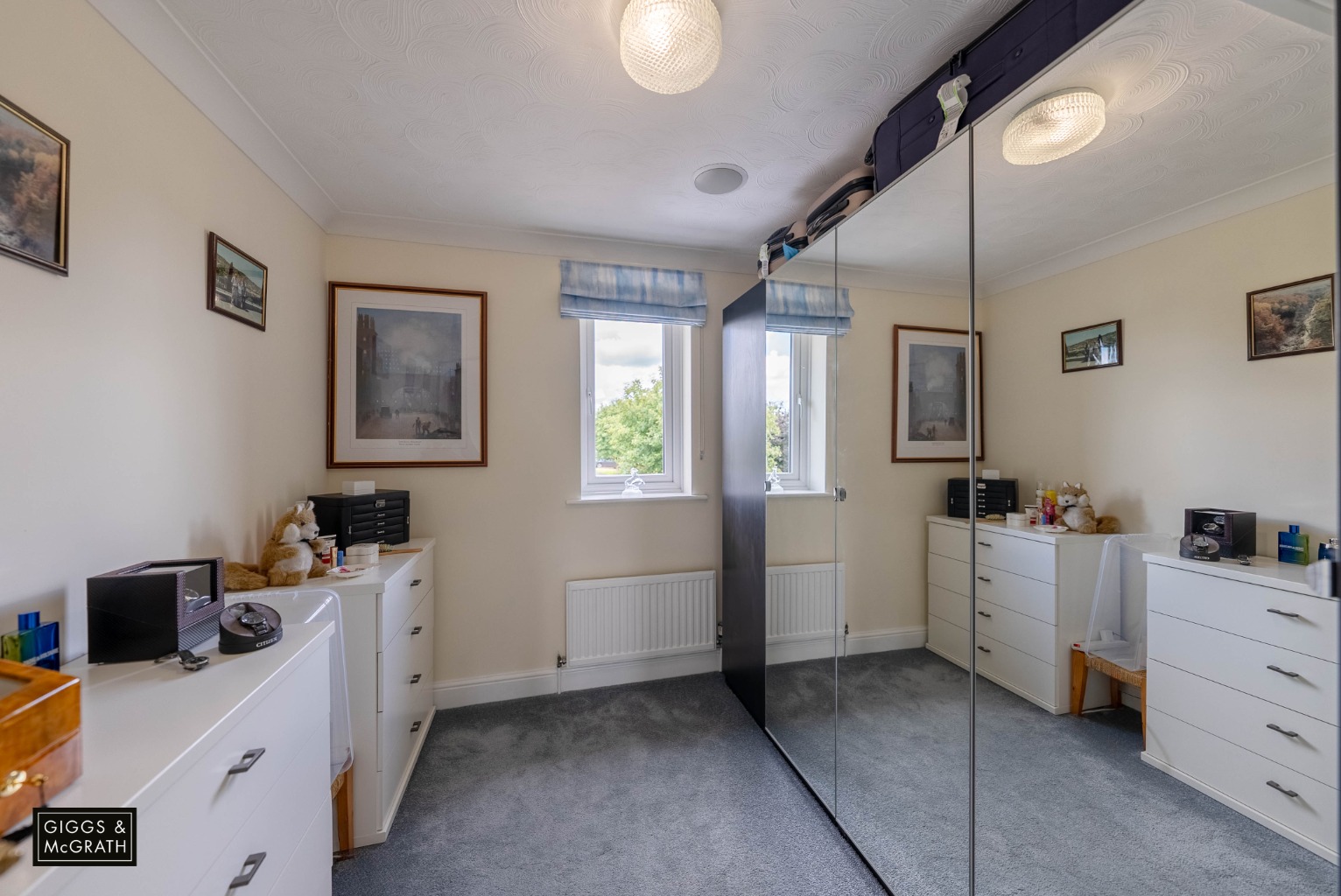 4 bed detached house for sale in The Sycamores, Huntingdon 14