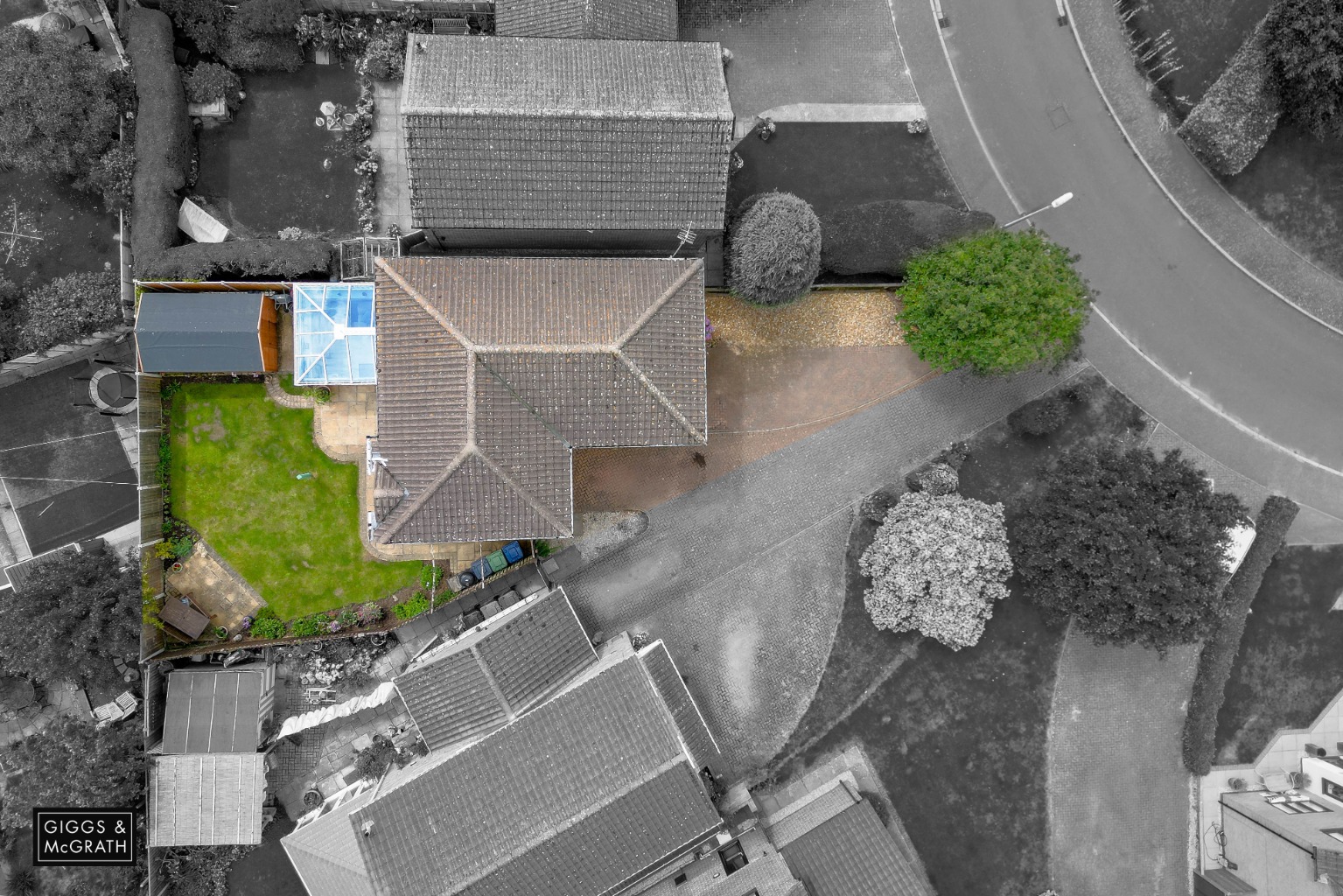 4 bed detached house for sale in The Sycamores, Huntingdon 16