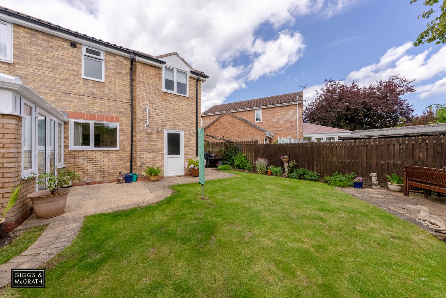 4 bed detached house for sale in The Sycamores, Huntingdon 18