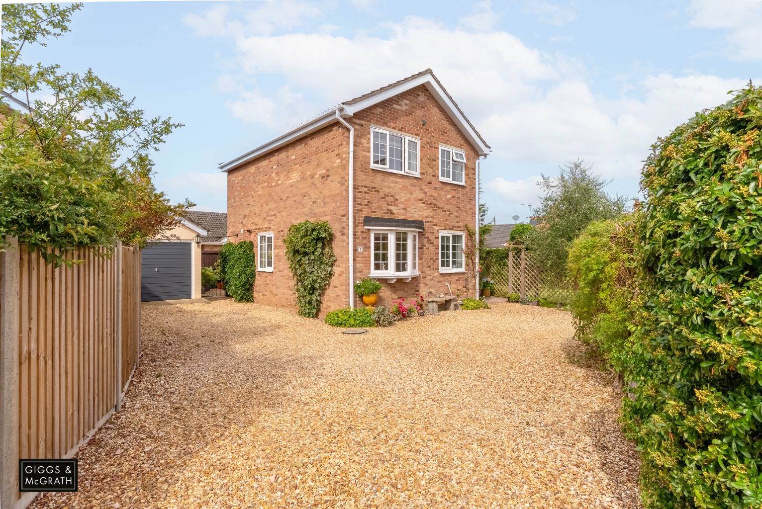 4 bed detached house for sale in Croot Close, Huntingdon  - Property Image 1