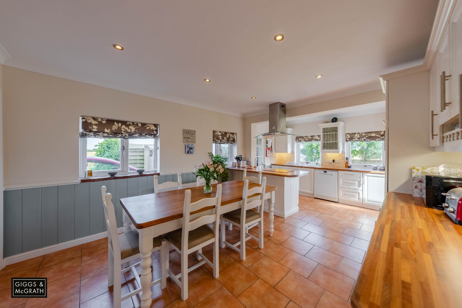 4 bed detached house for sale in The Heath, Cambridgeshire  - Property Image 5