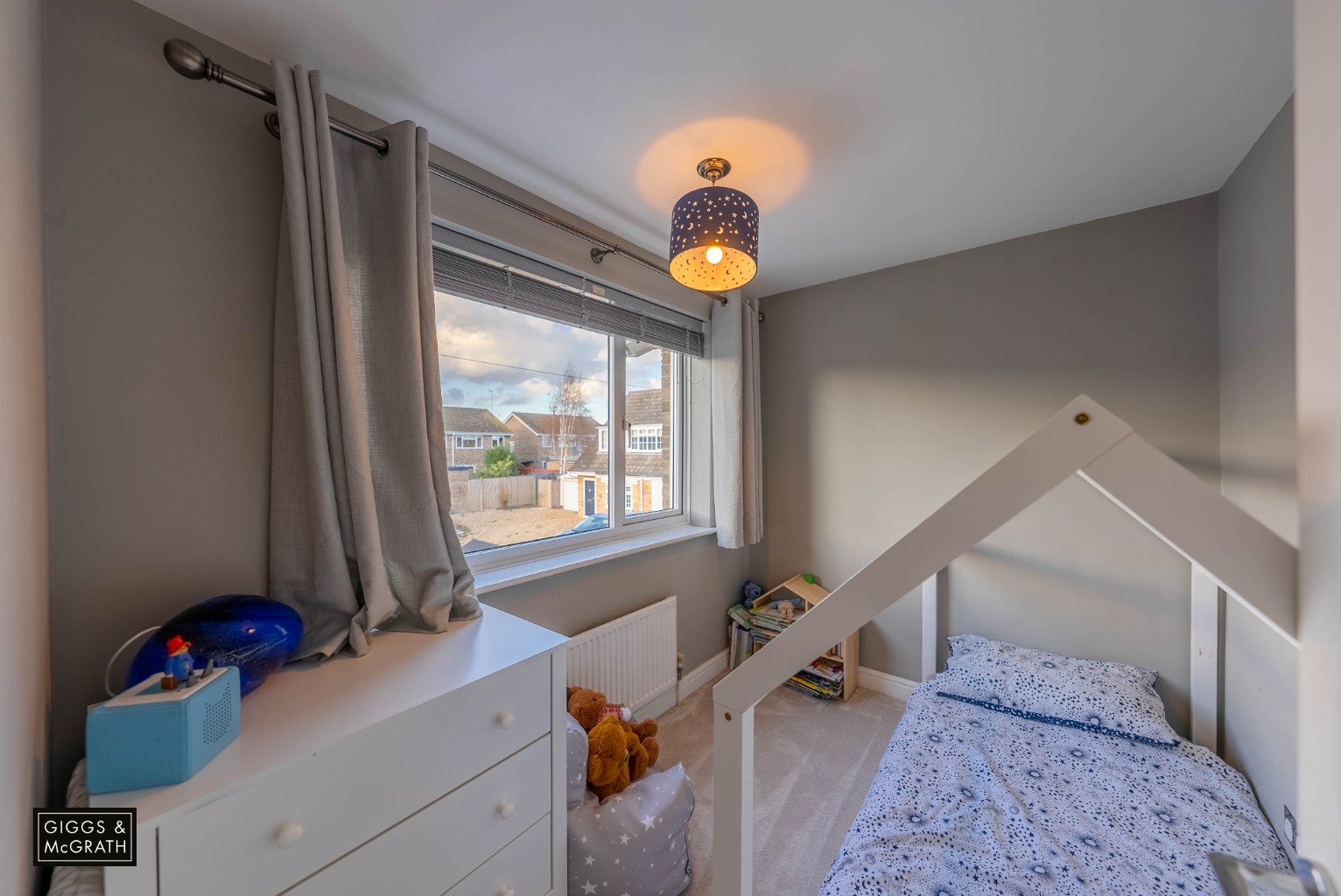 3 bed semi-detached house for sale in Sapcote Way, Huntingdon 9