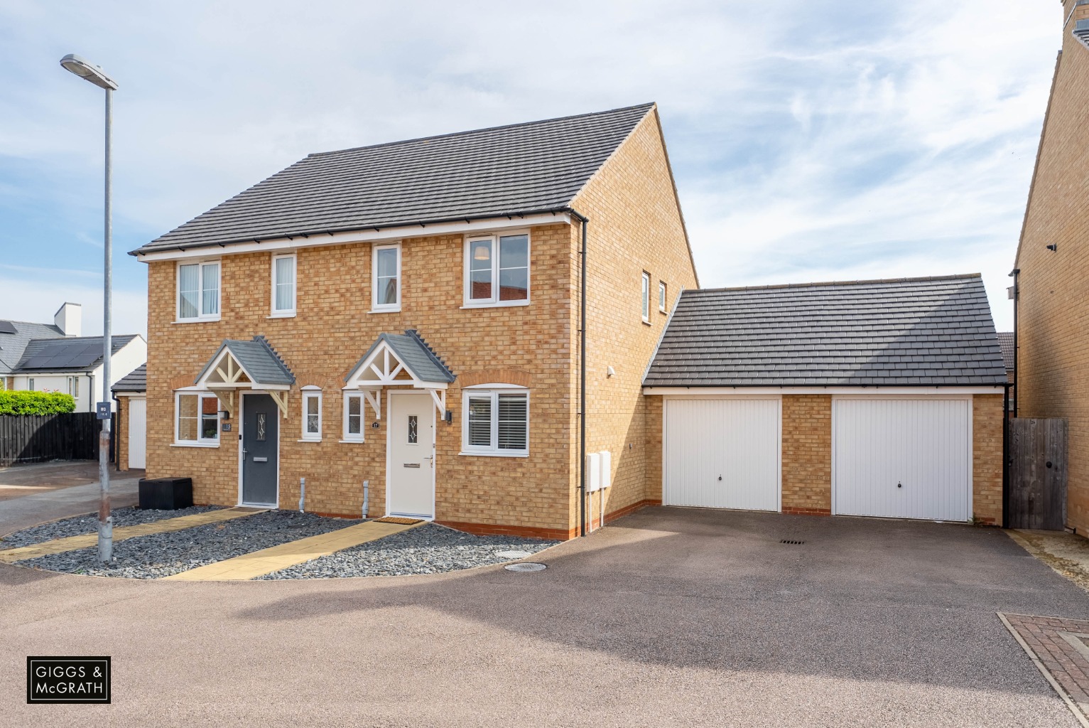 2 bed semi-detached house for sale in Windmill Place, Cambridge  - Property Image 1