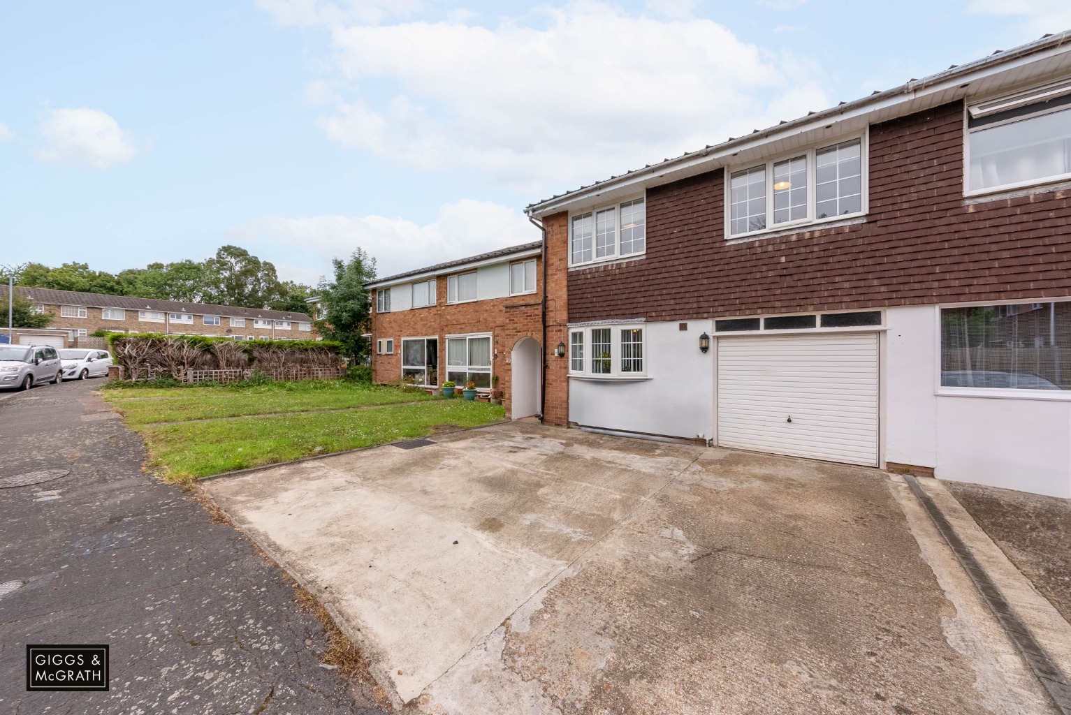 4 bed semi-detached house for sale in Rodney Road, Huntingdon  - Property Image 1