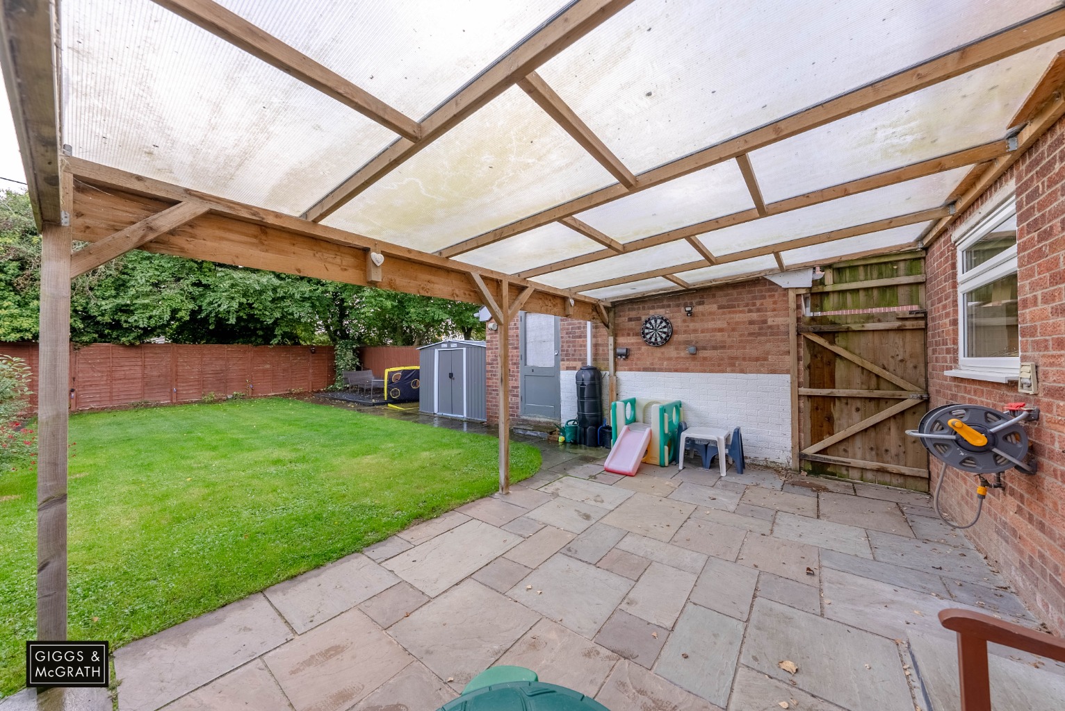 3 bed detached house for sale in Elizabeth Way, Huntingdon 13