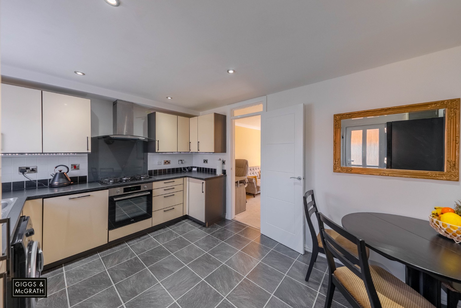 2 bed terraced house for sale in Granta Close, St. Ives  - Property Image 2