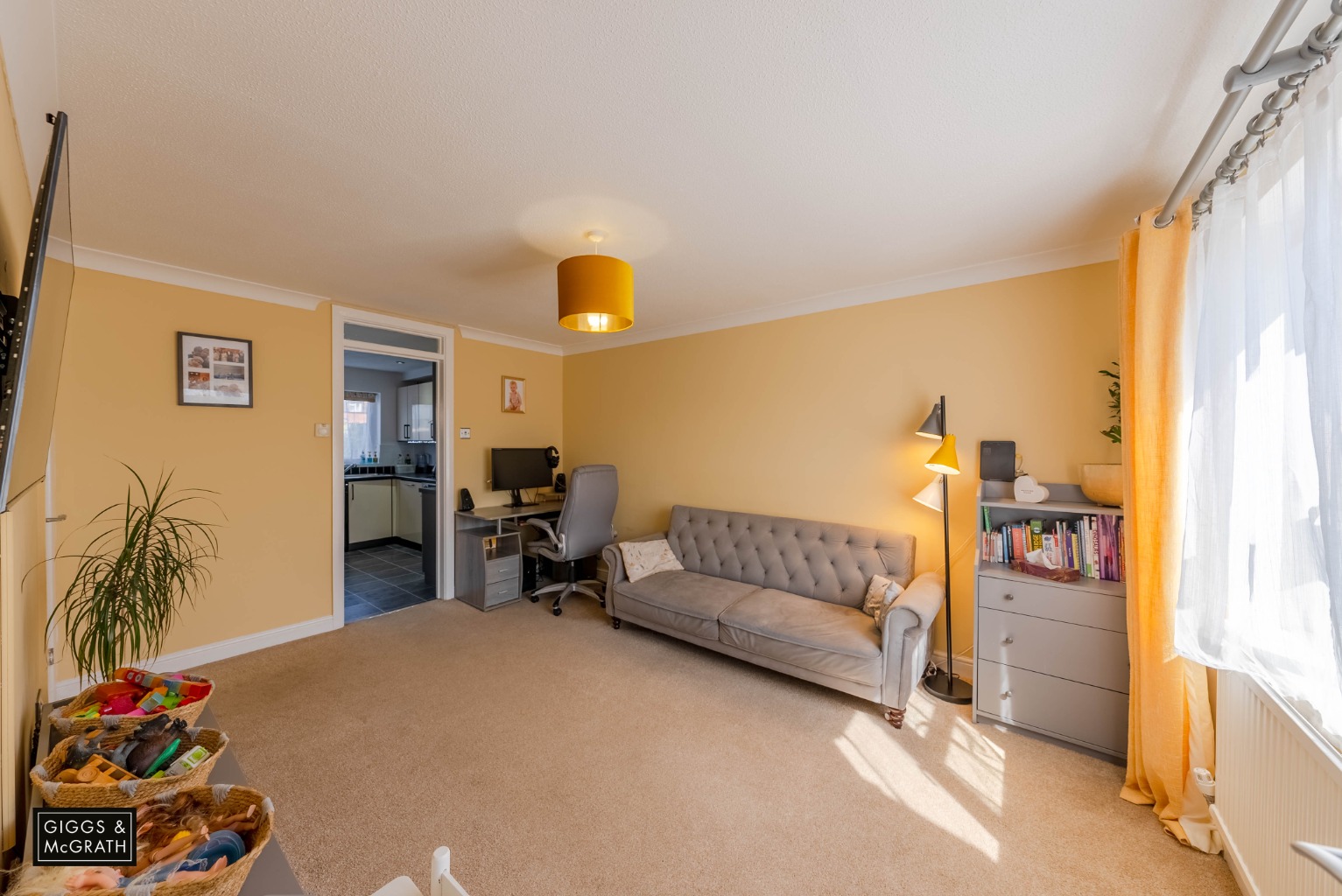 2 bed terraced house for sale in Granta Close, St. Ives  - Property Image 3