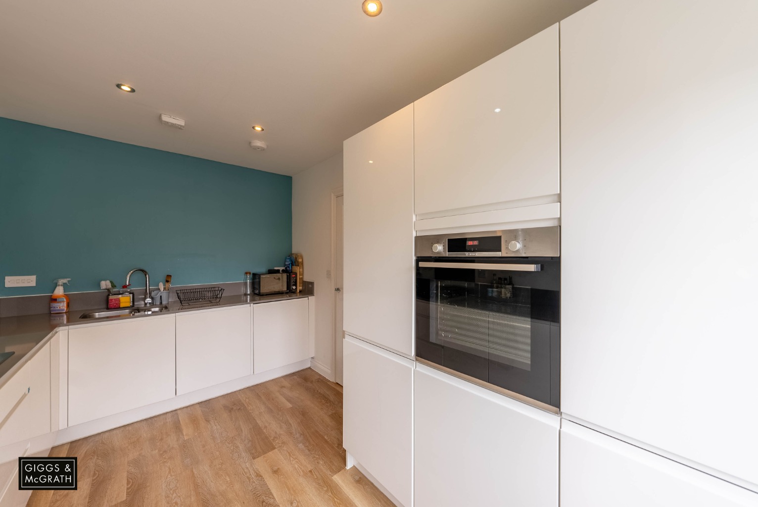 3 bed semi-detached house for sale in Hetley Close, Cambridgeshire 3