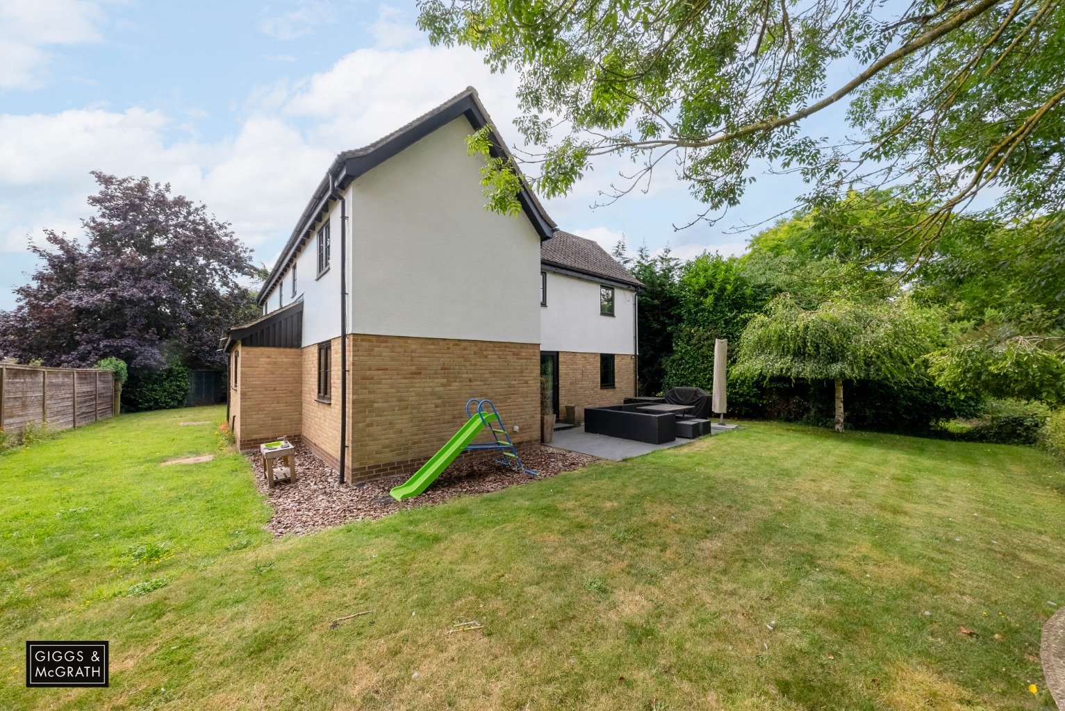 4 bed detached house for sale in Allens Orchard, Huntingdon  - Property Image 18