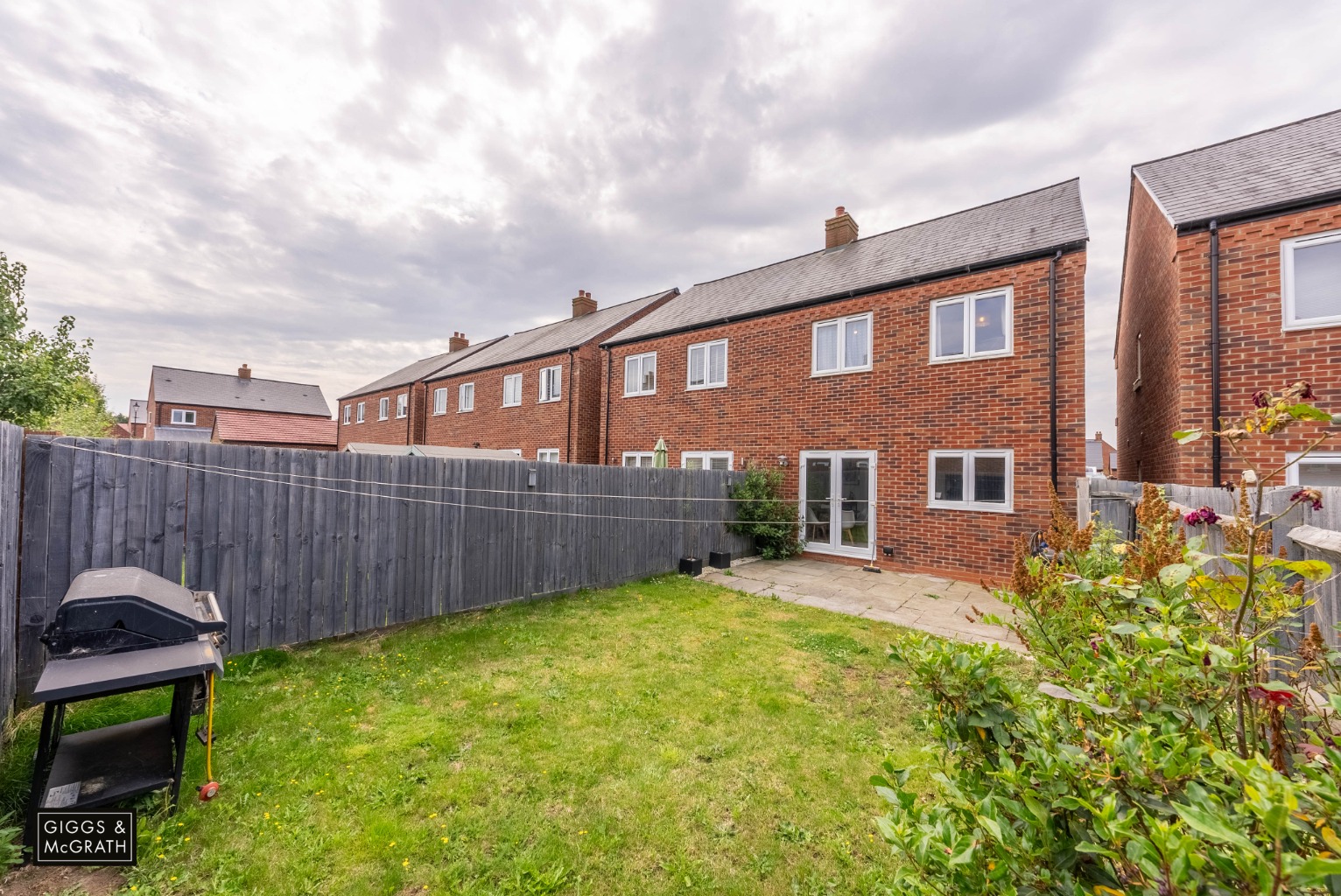 3 bed semi-detached house for sale in Hetley Close, Cambridgeshire  - Property Image 16