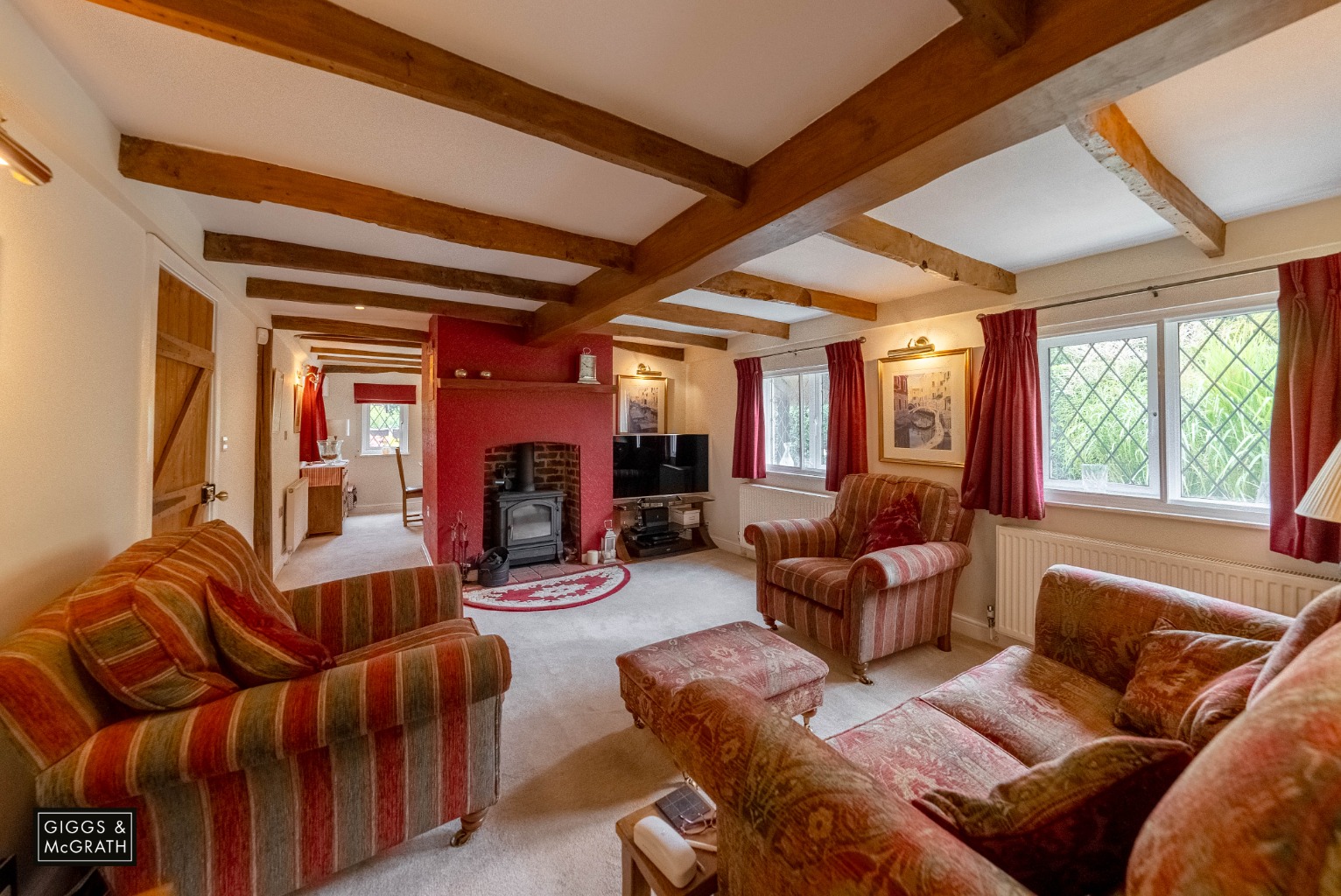 3 bed detached house for sale in Banks End, Huntingdon  - Property Image 3