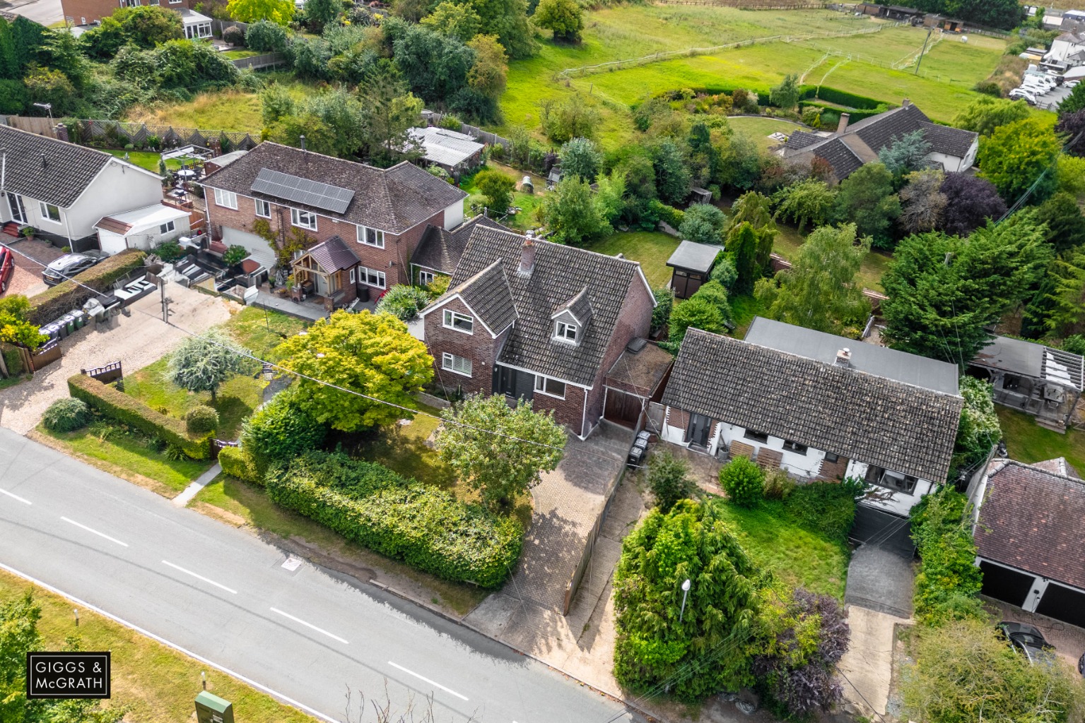 4 bed detached house for sale in High Street, Huntingdon  - Property Image 7