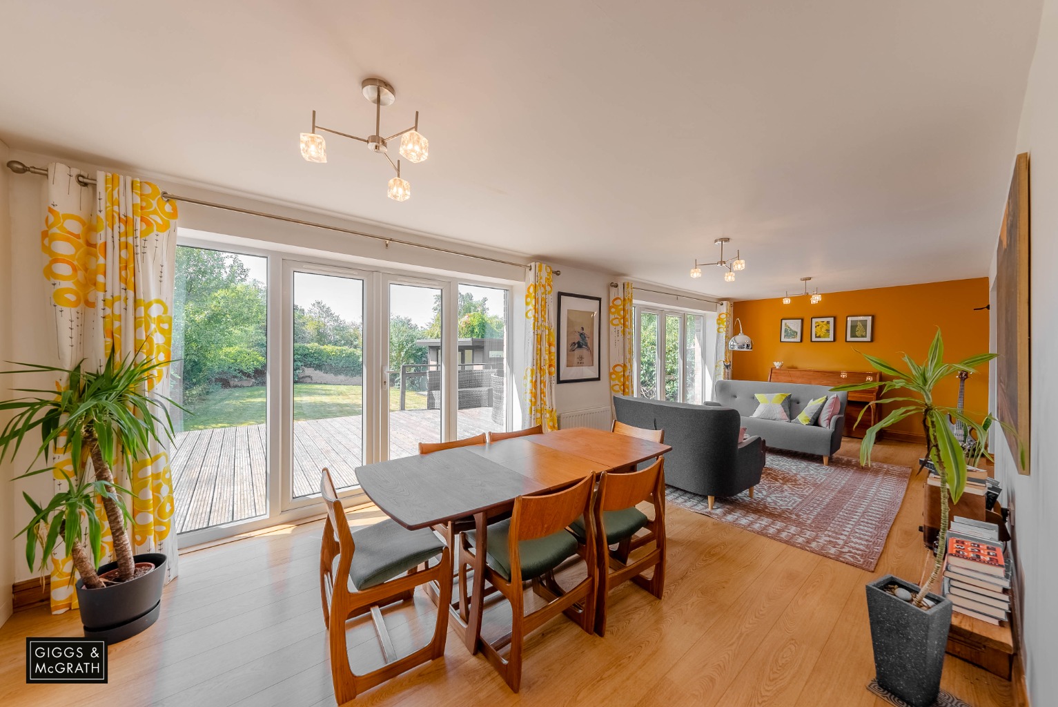 4 bed detached house for sale in High Street, Huntingdon  - Property Image 6