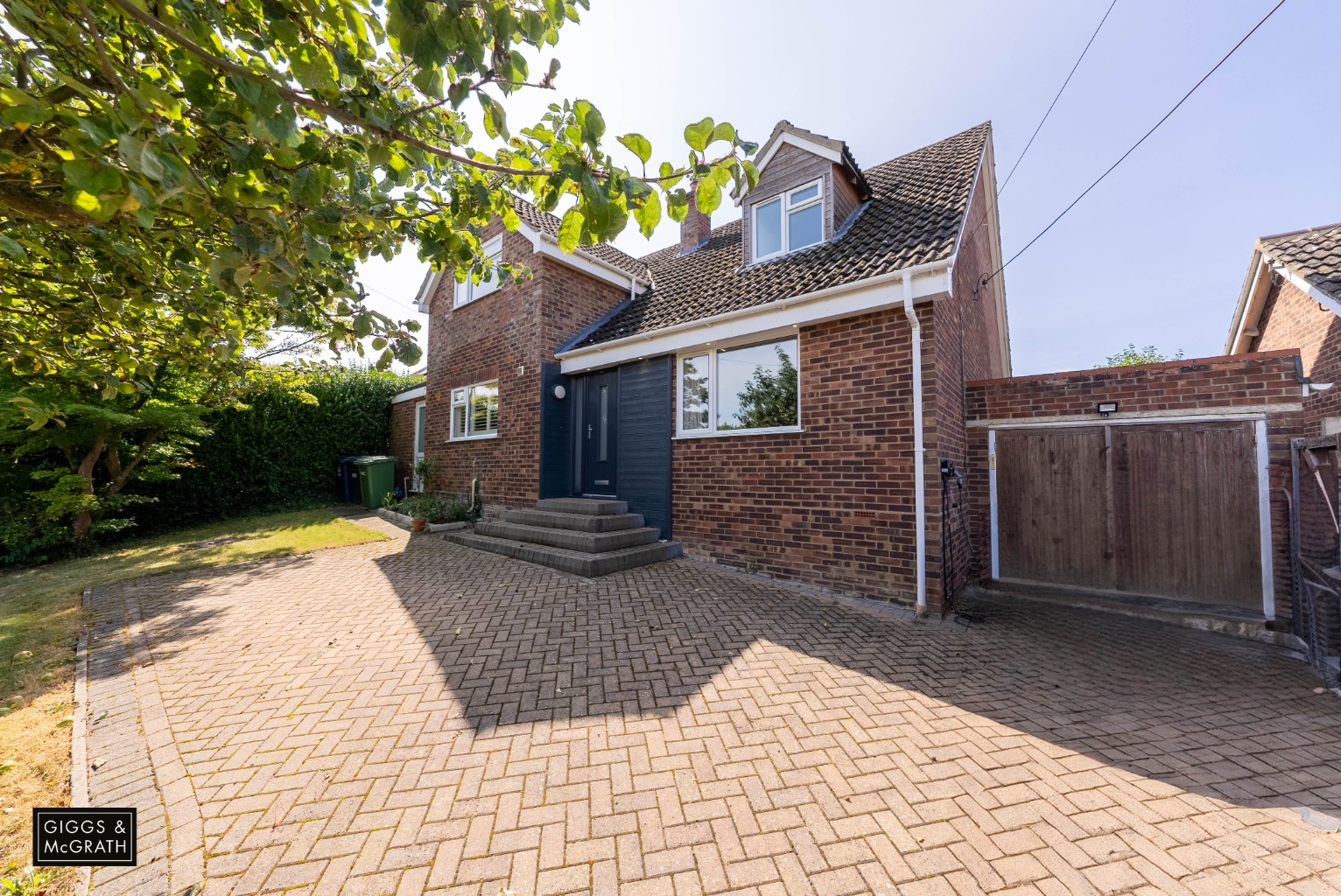 4 bed detached house for sale in High Street, Huntingdon  - Property Image 1