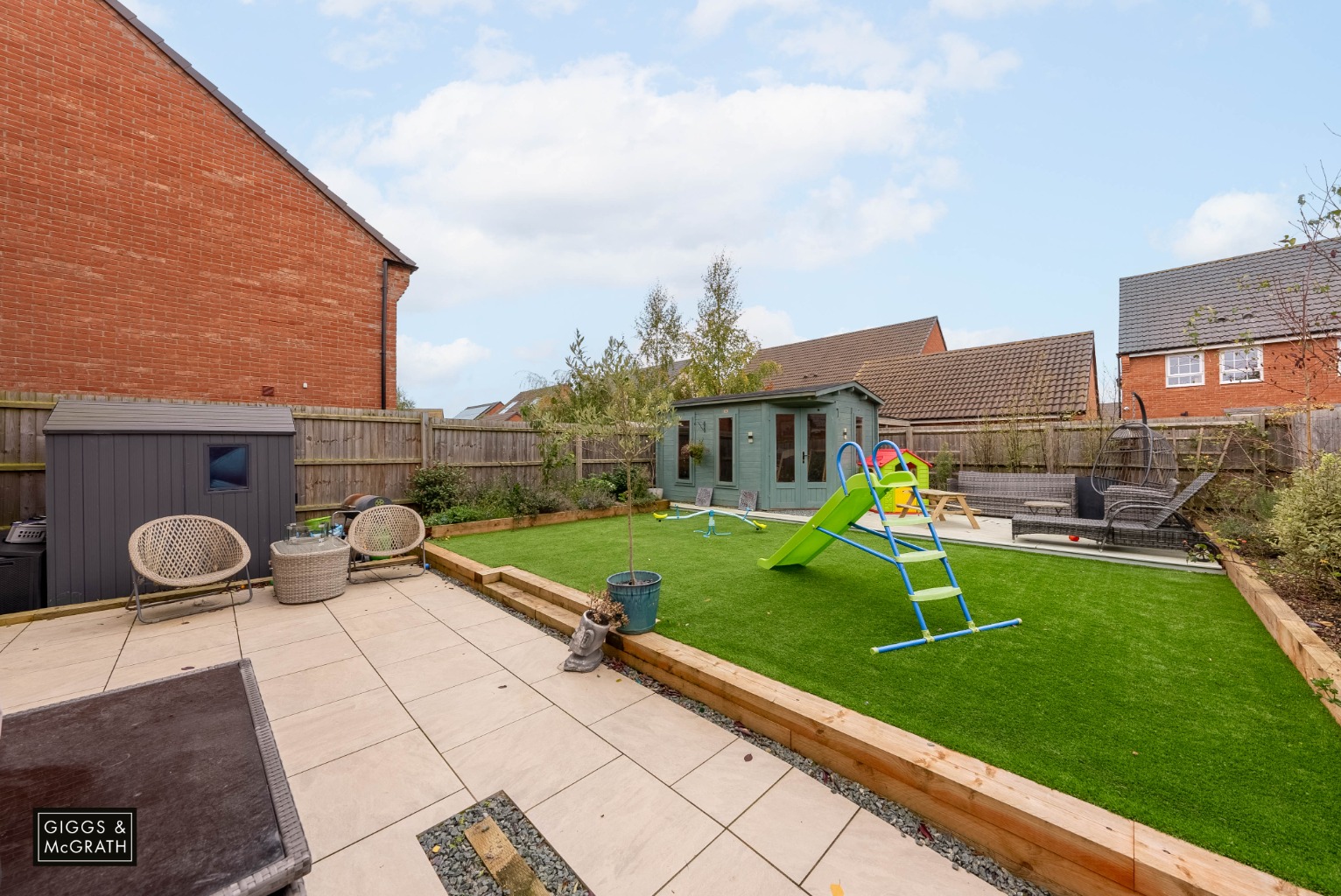 3 bed detached house for sale in Lawrence Drive, Huntingdon  - Property Image 4