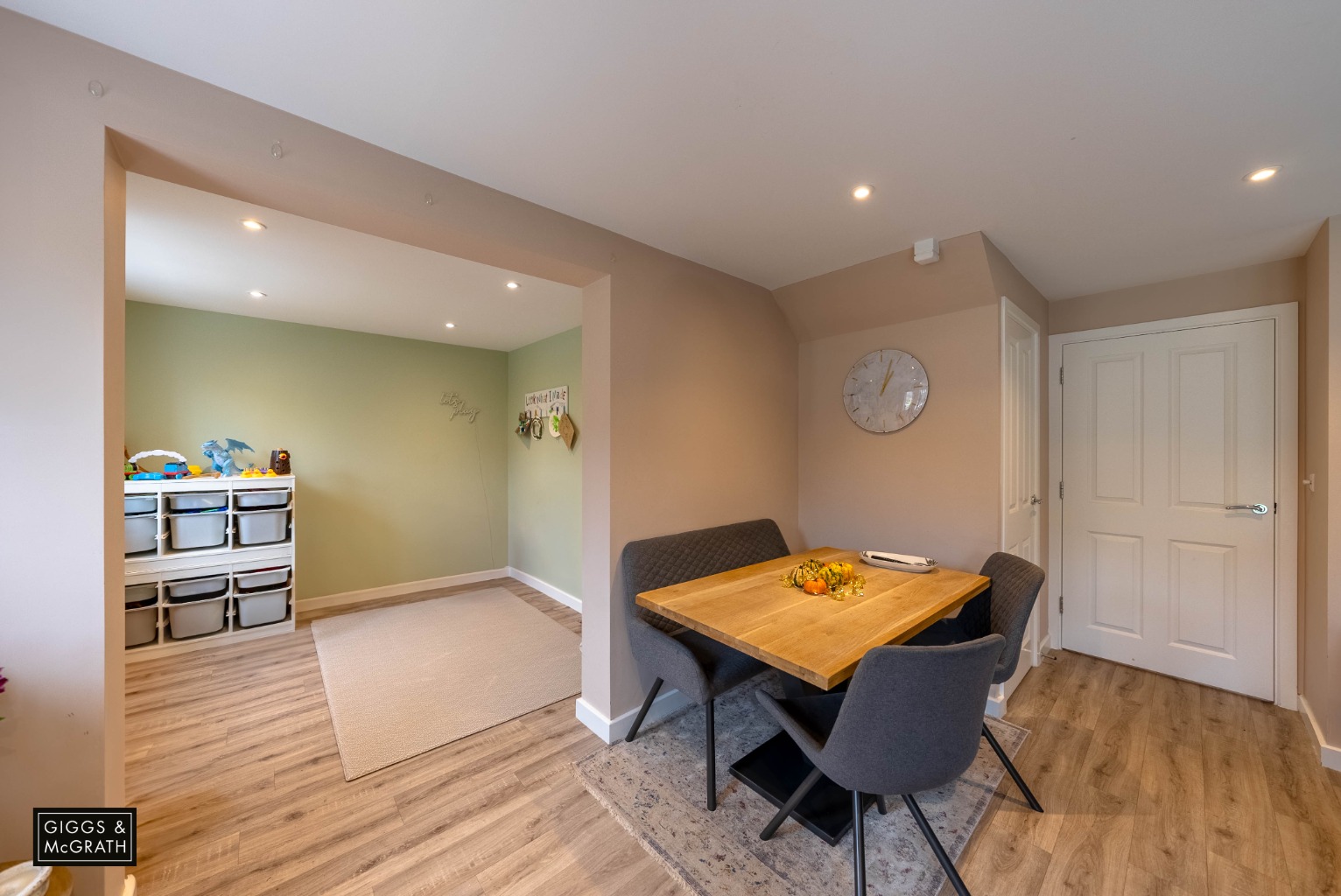 3 bed detached house for sale in Lawrence Drive, Huntingdon 4