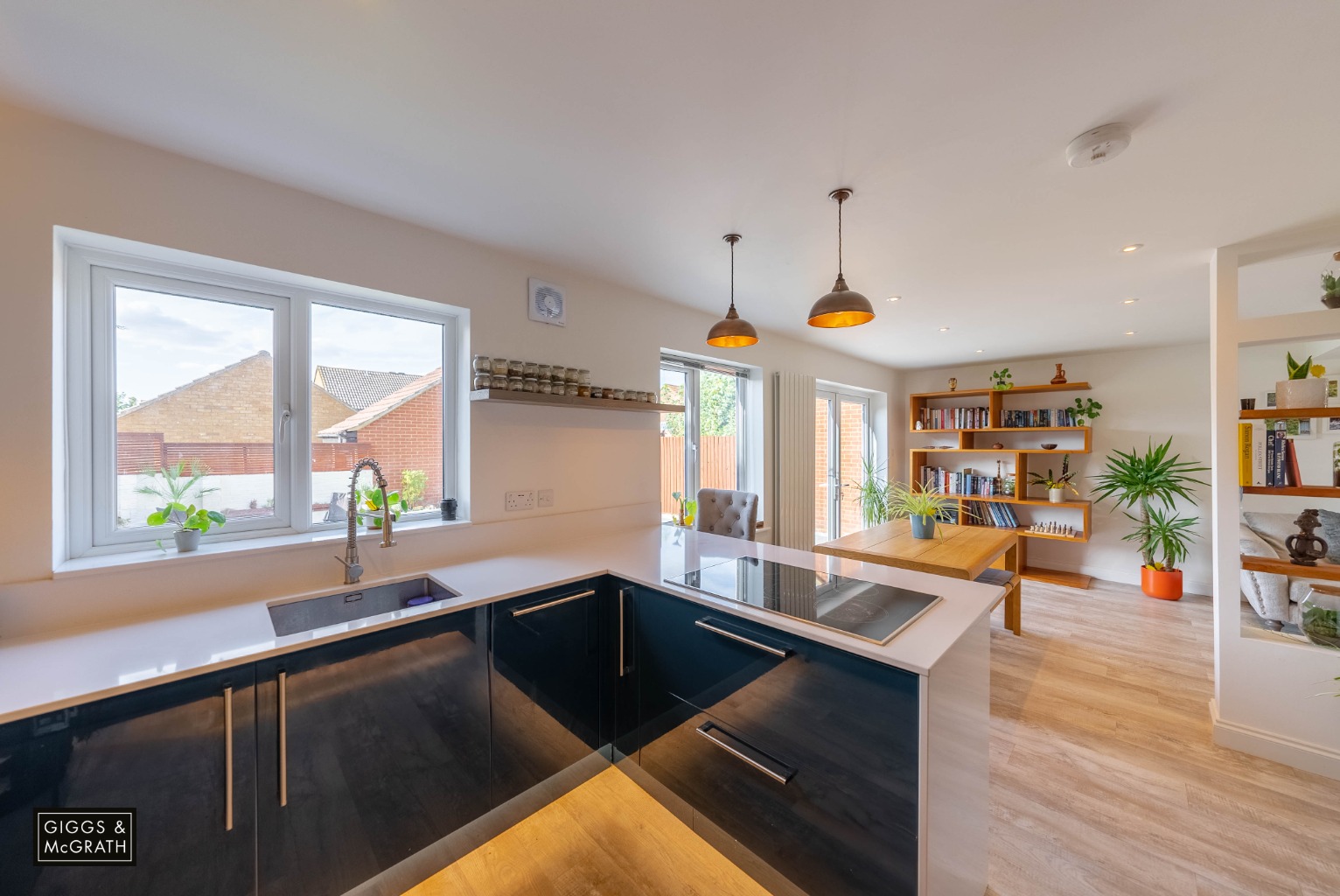 4 bed detached house for sale in Crowhill, Huntingdon  - Property Image 6