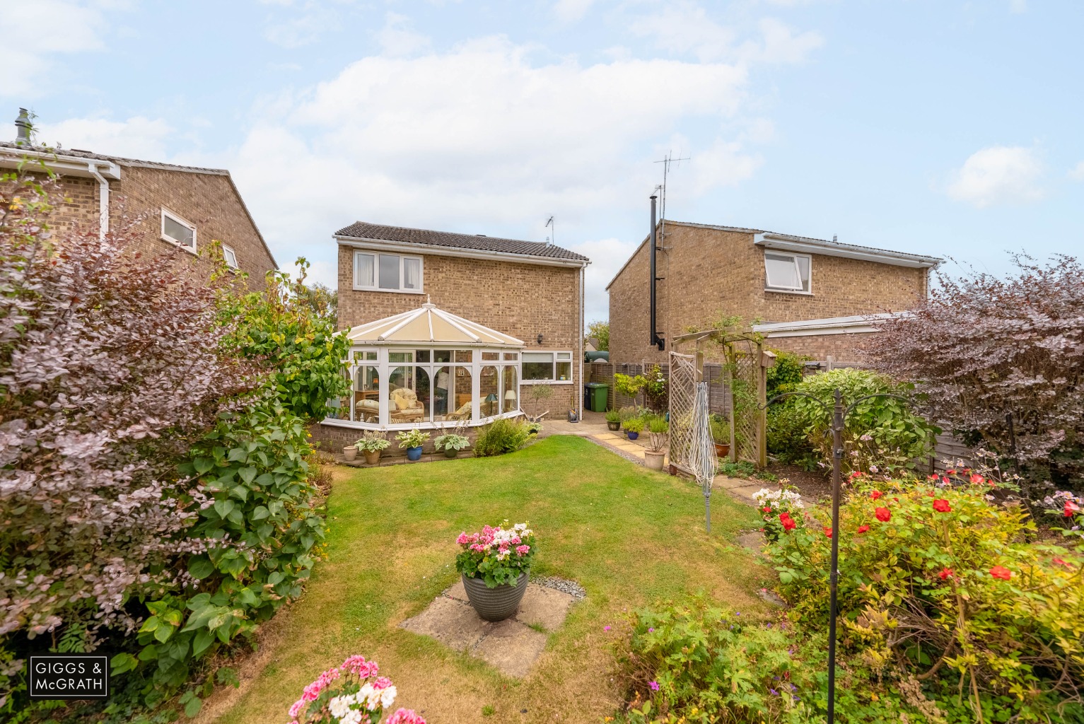 3 bed detached house for sale in Townsend Road, Cambridgeshire  - Property Image 4