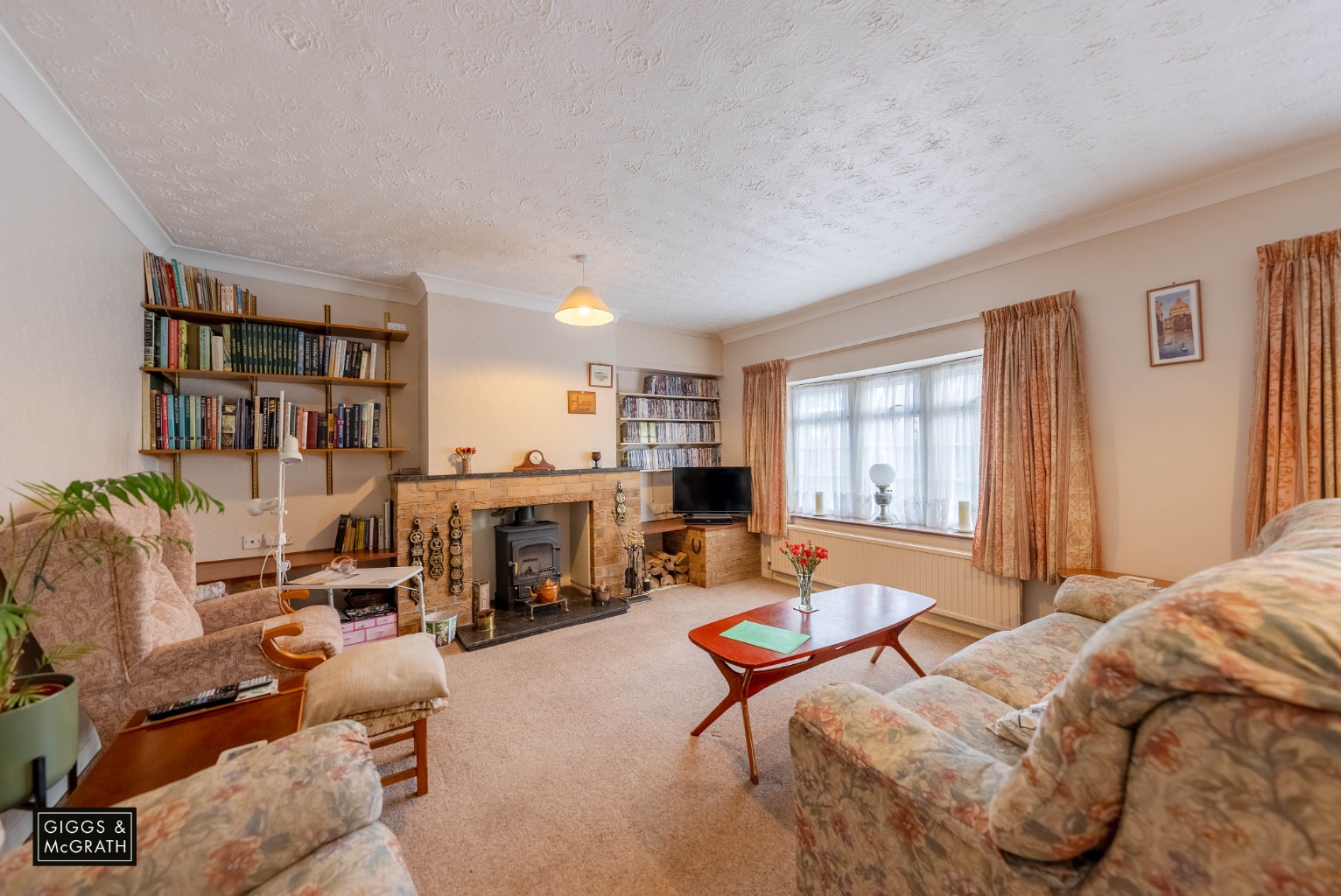 5 bed detached house for sale in High Street, Huntingdon 5