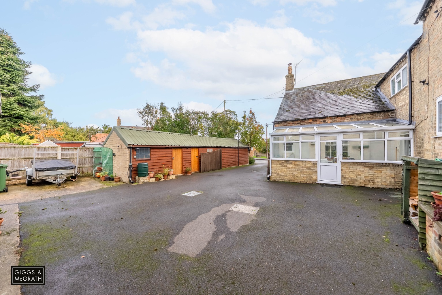 5 bed detached house for sale in High Street, Huntingdon  - Property Image 19