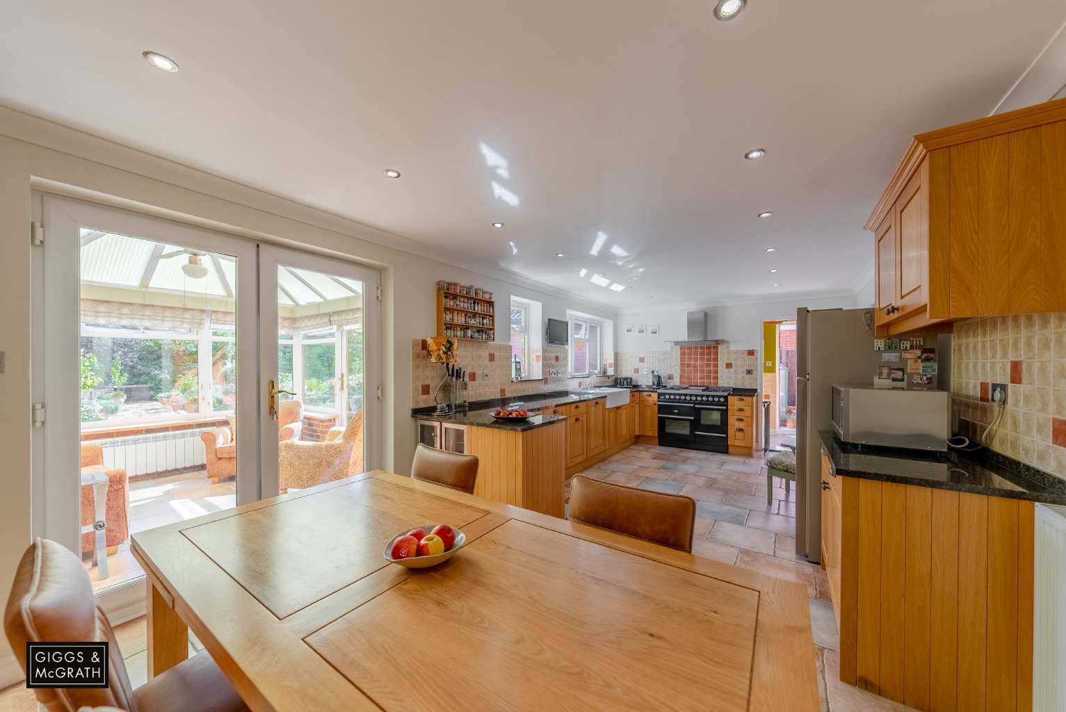 4 bed detached house for sale in Crane Close, Huntingdon  - Property Image 8