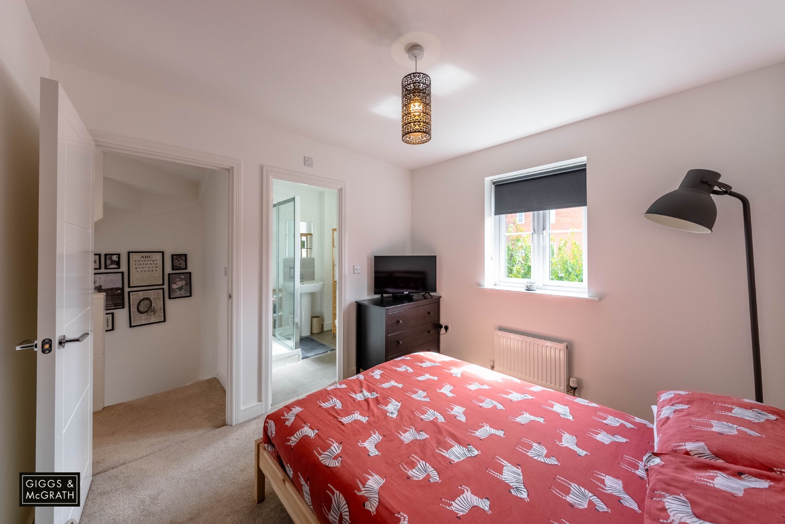 4 bed semi-detached house for sale in Griffin Road, Huntingdon  - Property Image 9