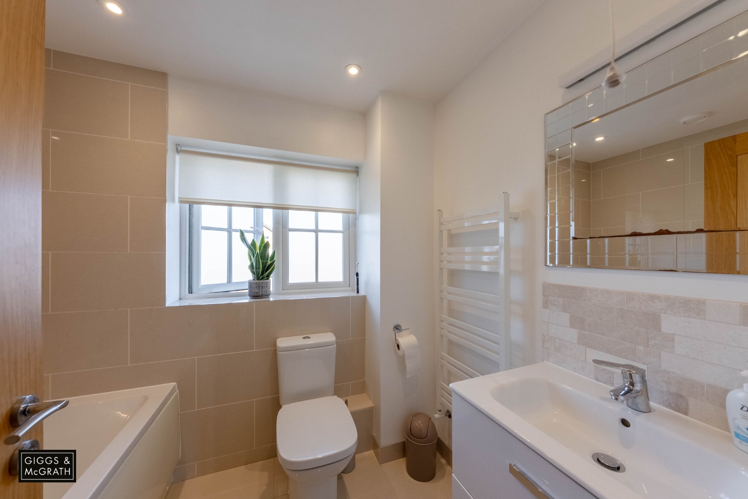 4 bed detached house for sale in Westbrooke Close, Huntingdon 14