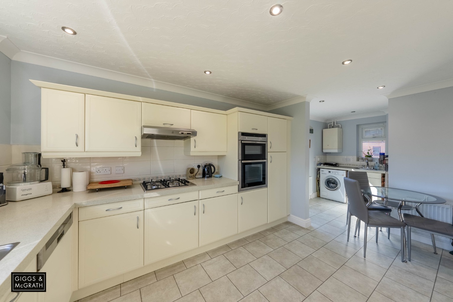 4 bed detached house for sale in The Pasture, Huntingdon  - Property Image 8