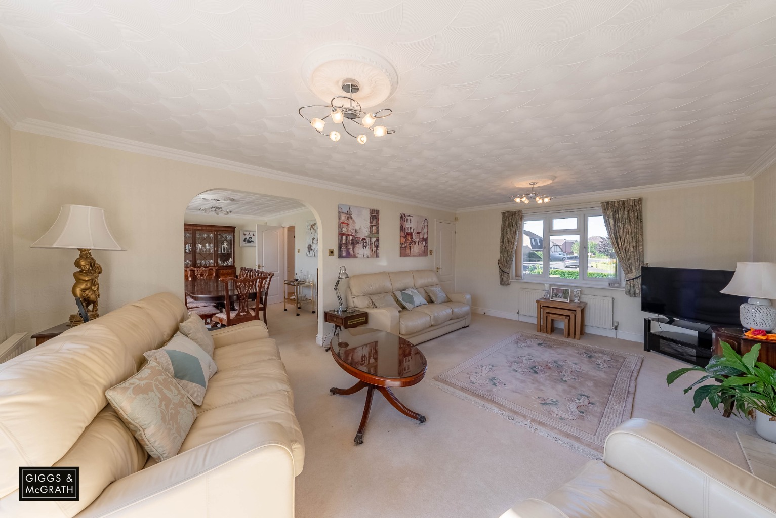 4 bed detached house for sale in The Pasture, Huntingdon  - Property Image 3