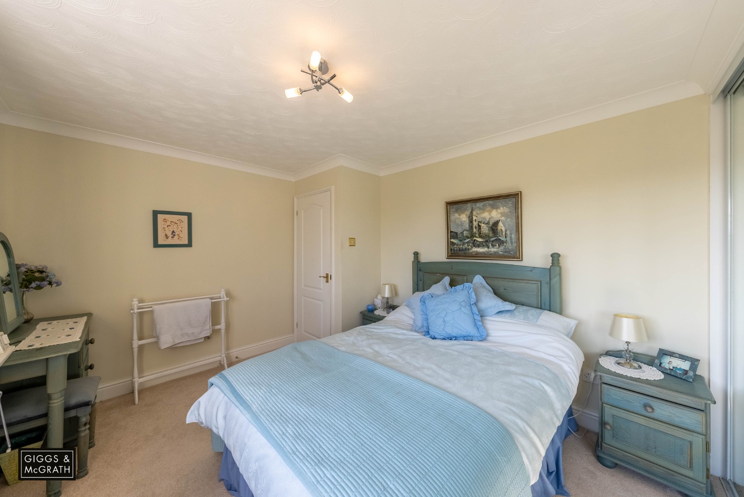 4 bed detached house for sale in The Pasture, Huntingdon 16