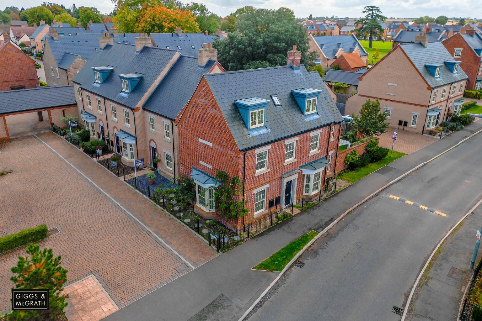 5 bed detached house for sale in Central Avenue, Huntingdon  - Property Image 24