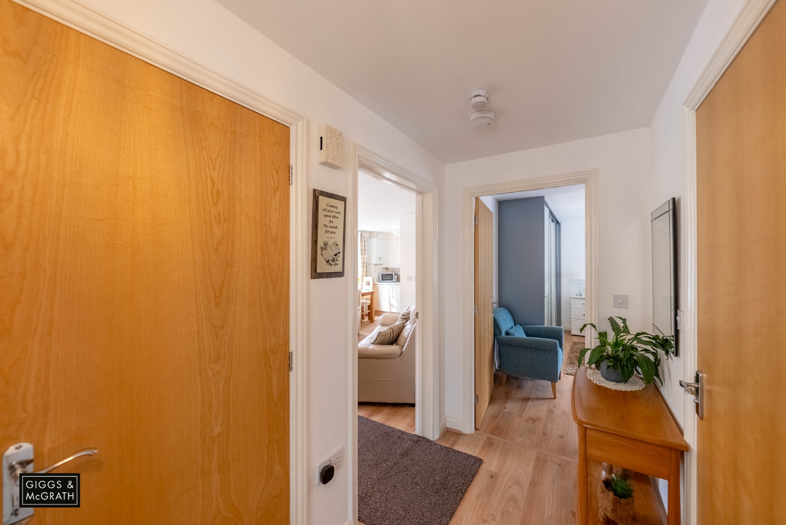1 bed ground floor flat for sale in Leas Close, St. Ives 6
