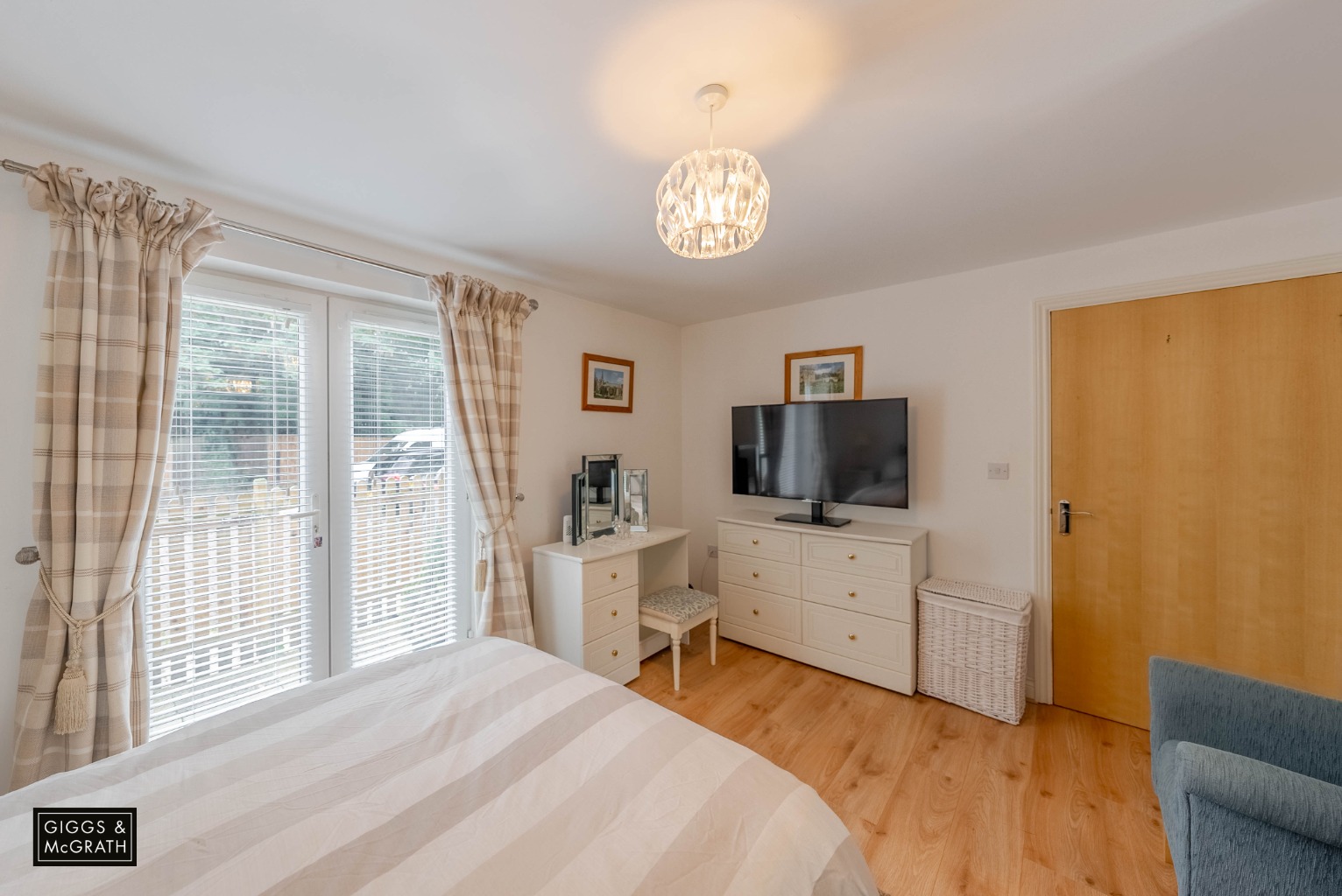 1 bed ground floor flat for sale in Leas Close, St. Ives 9