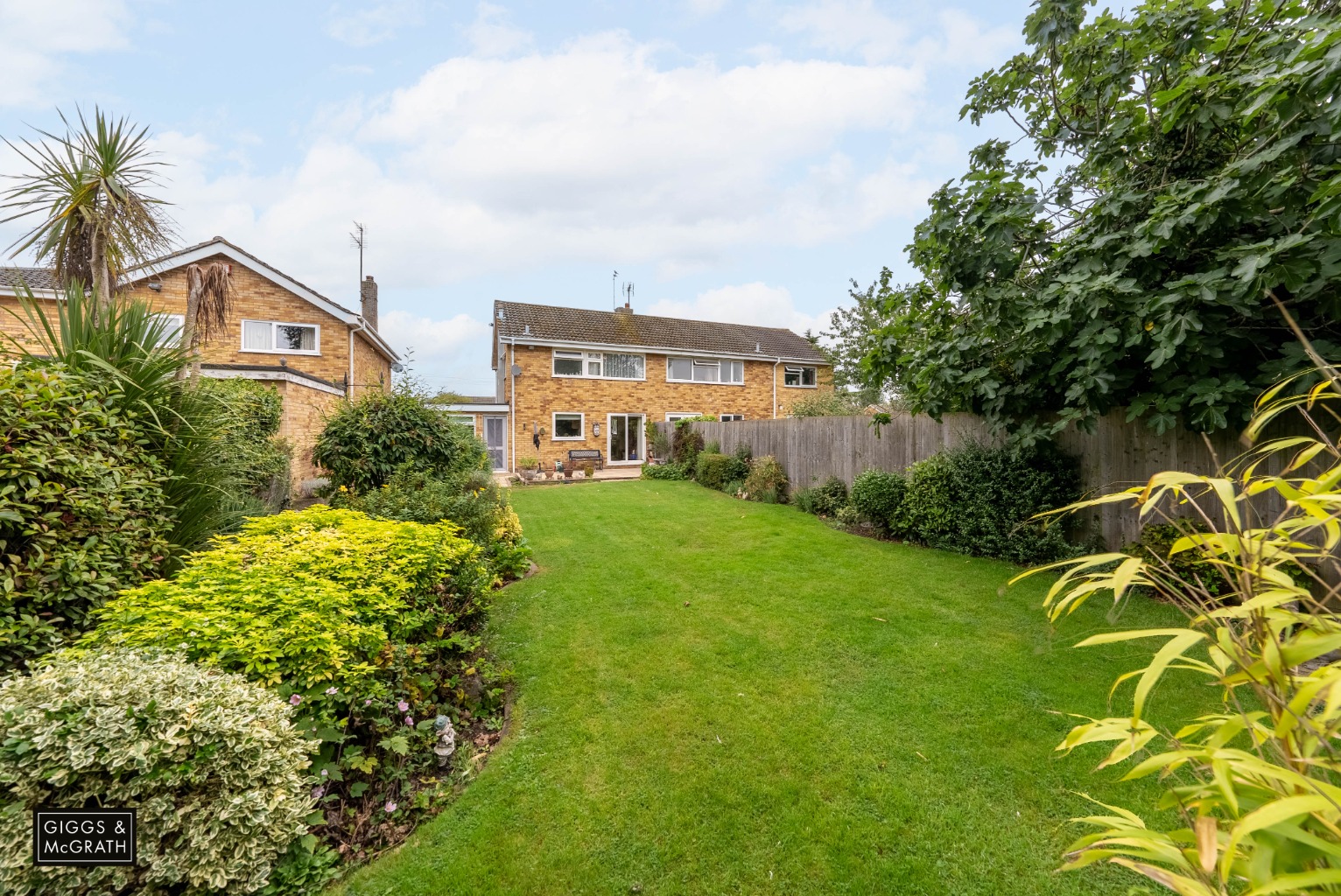 3 bed semi-detached house for sale in Warren Road, St. Ives  - Property Image 2