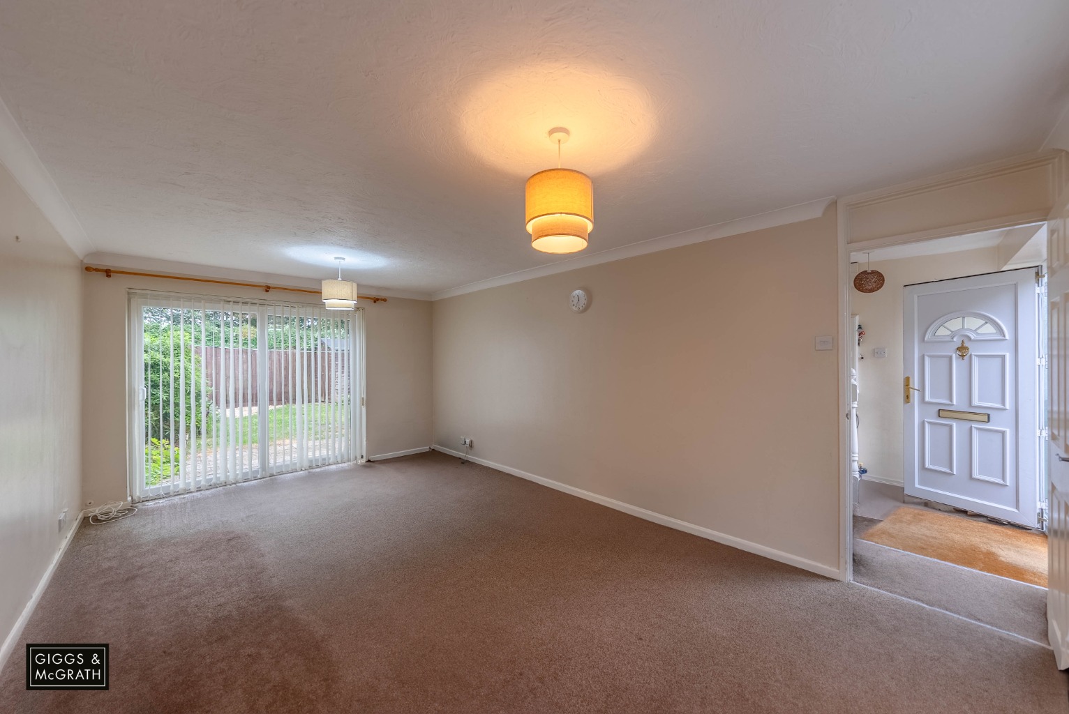 3 bed terraced house for sale in Coldhams Crescent, Huntingdon 2