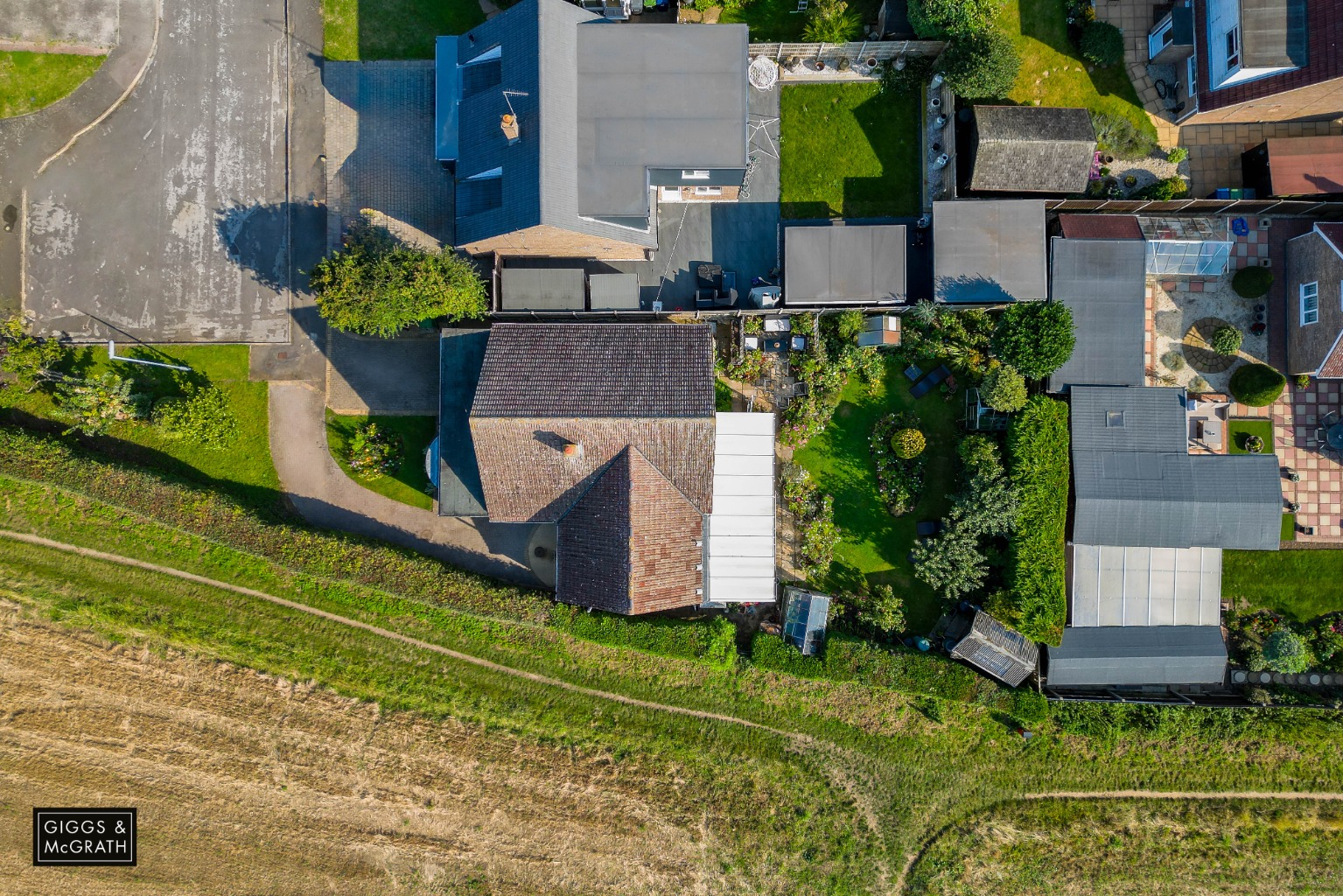 4 bed detached house for sale in Queens Road 17