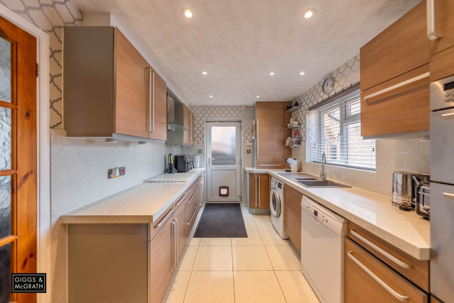 4 bed detached house for sale in Crane Street, Huntingdon 1