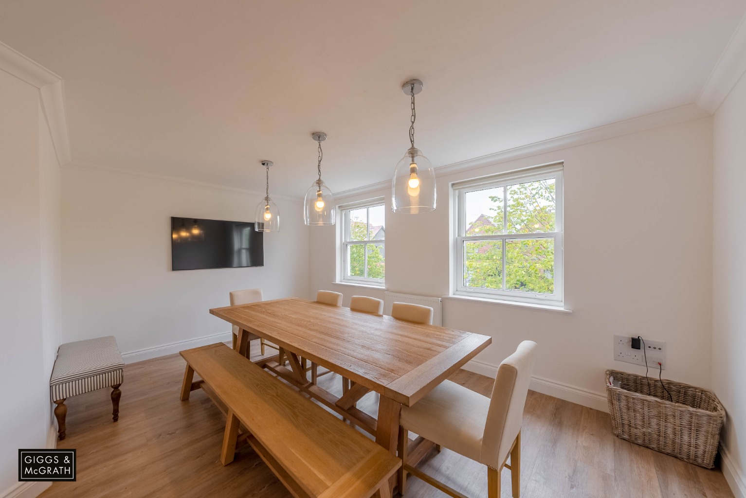 4 bed detached house for sale in Senliz Road, Huntingdon 6