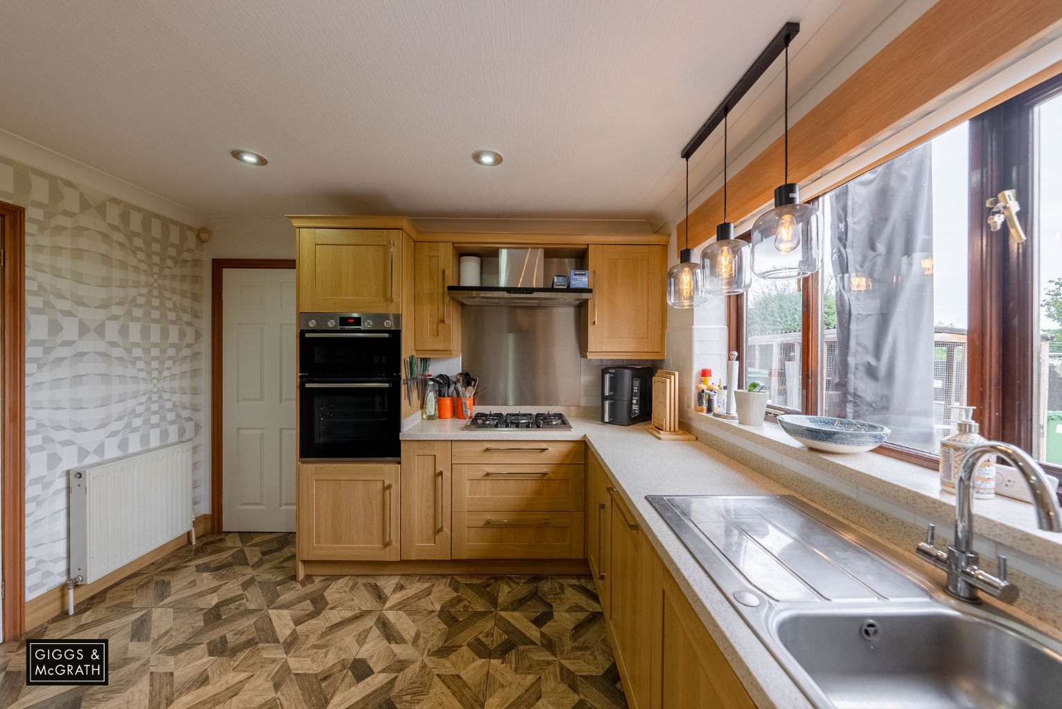 4 bed detached house for sale in Ugg Mere Court Road, Huntingdon 11