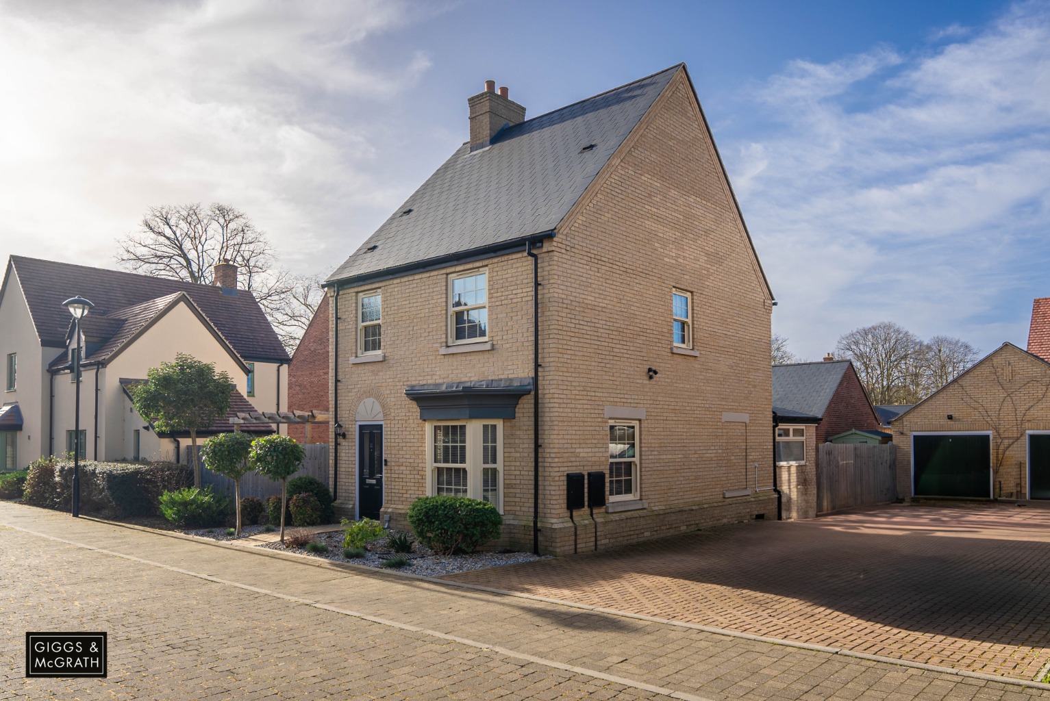 3 bed detached house for sale in Lamb Close, Huntingdon, PE28