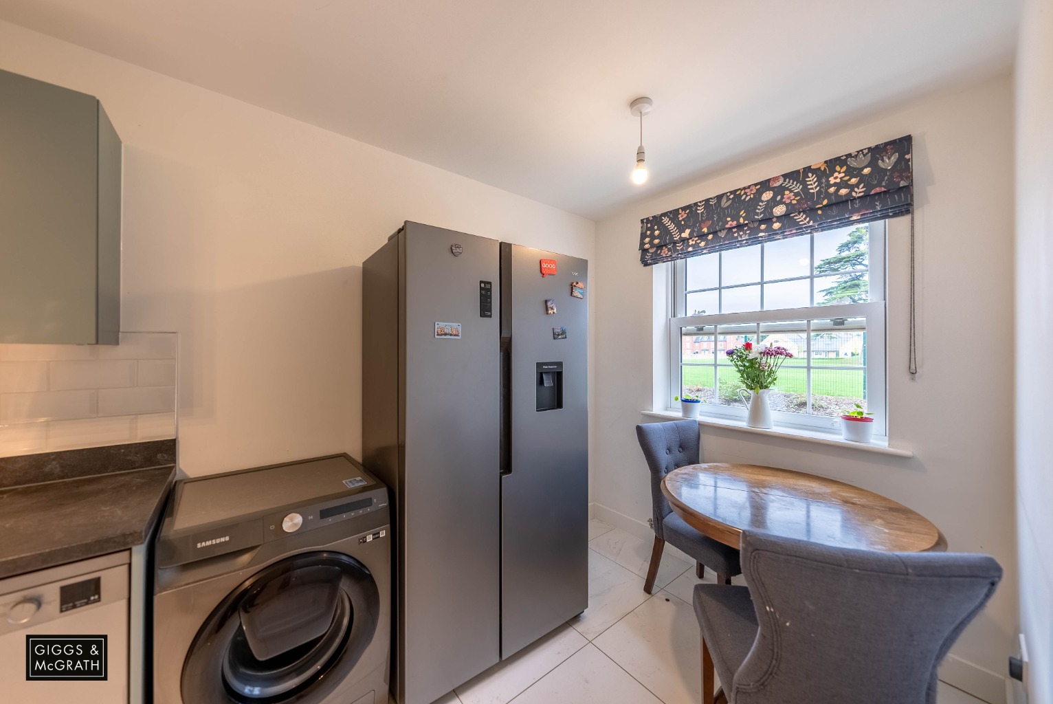 3 bed terraced house for sale in Brampton Gardens, Cambridgeshire  - Property Image 8