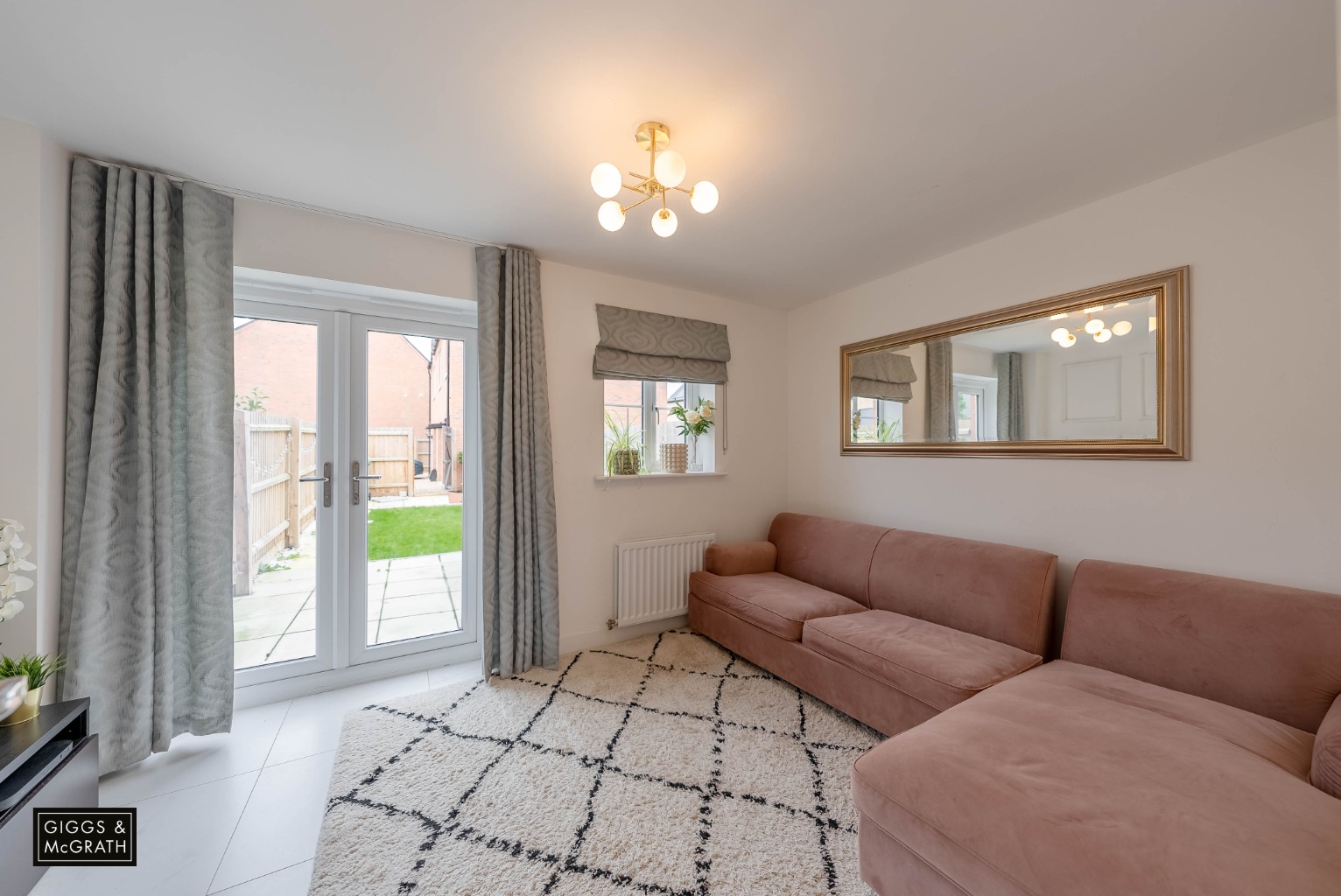 3 bed terraced house for sale in Brampton Gardens, Cambridgeshire  - Property Image 3