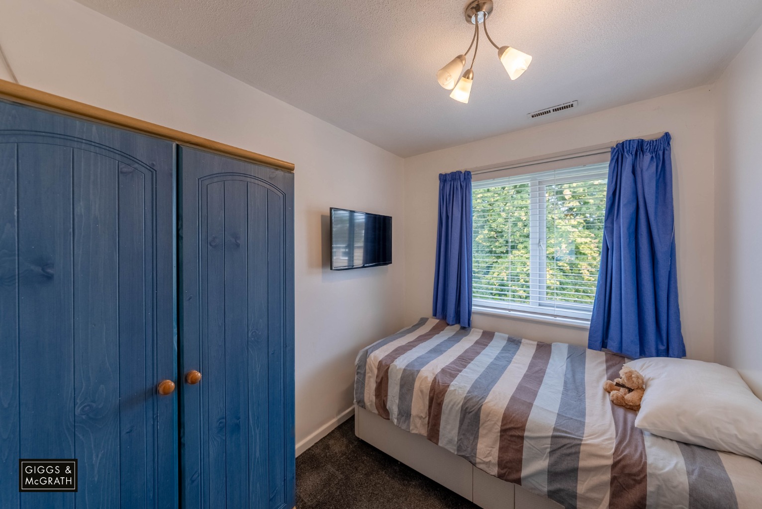 3 bed semi-detached house for sale in Highfield Avenue, Huntingdon 11