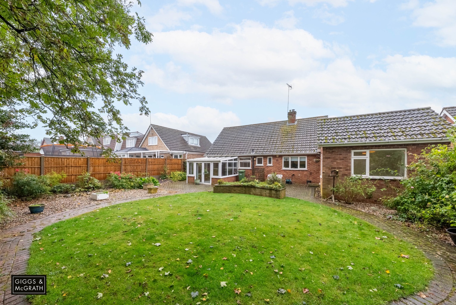 4 bed detached bungalow for sale in Chestnut Road, St. Ives 19