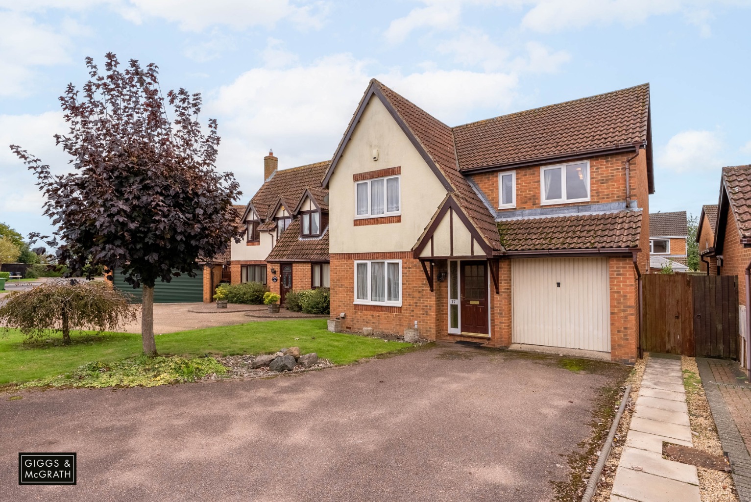 4 bed detached house for sale in Pathfinder Way, Huntingdon  - Property Image 1